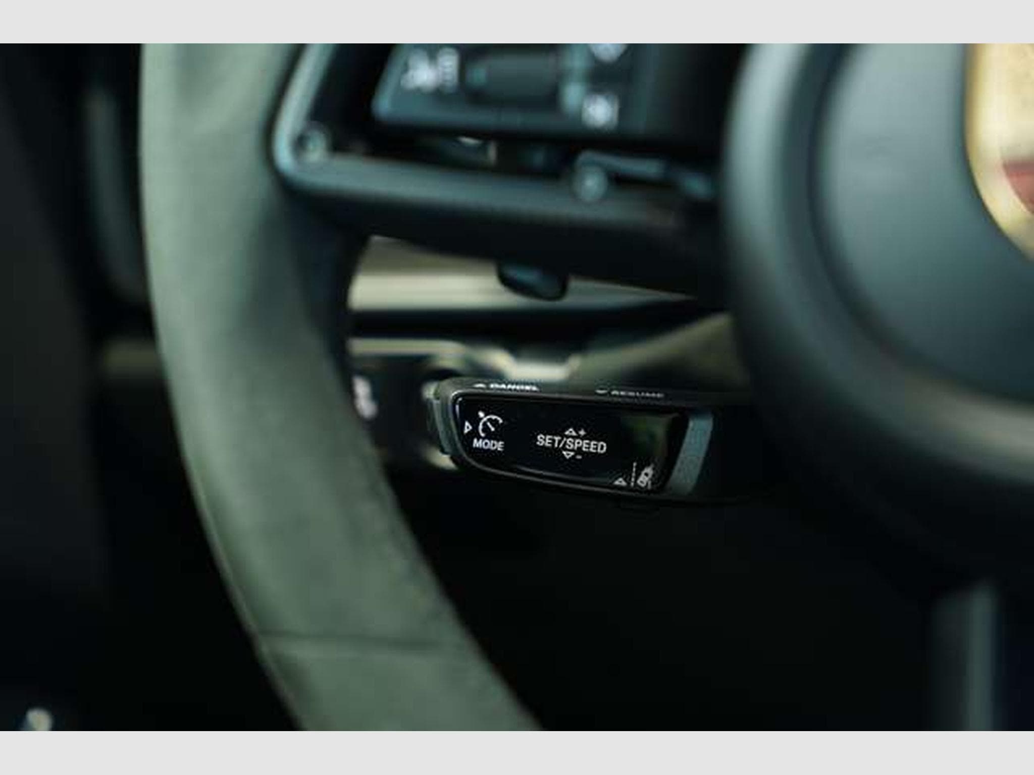 Porsche 911 Carrera GTS T-Hybrid *LIFT *Aero-Kit (2025) - Photo 46