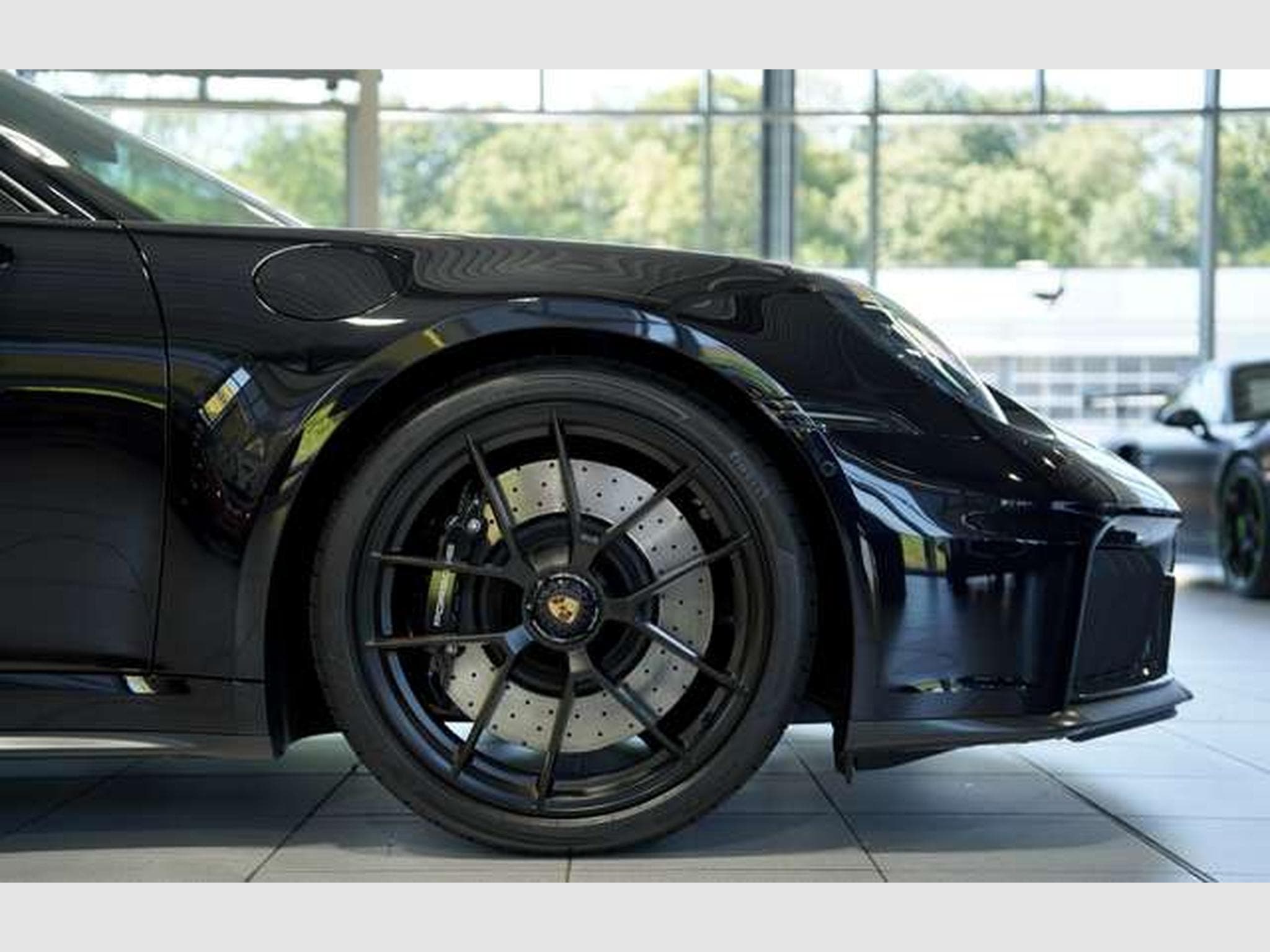Porsche 911 Carrera GTS T-Hybrid *LIFT *Aero-Kit (2025) - Photo 6