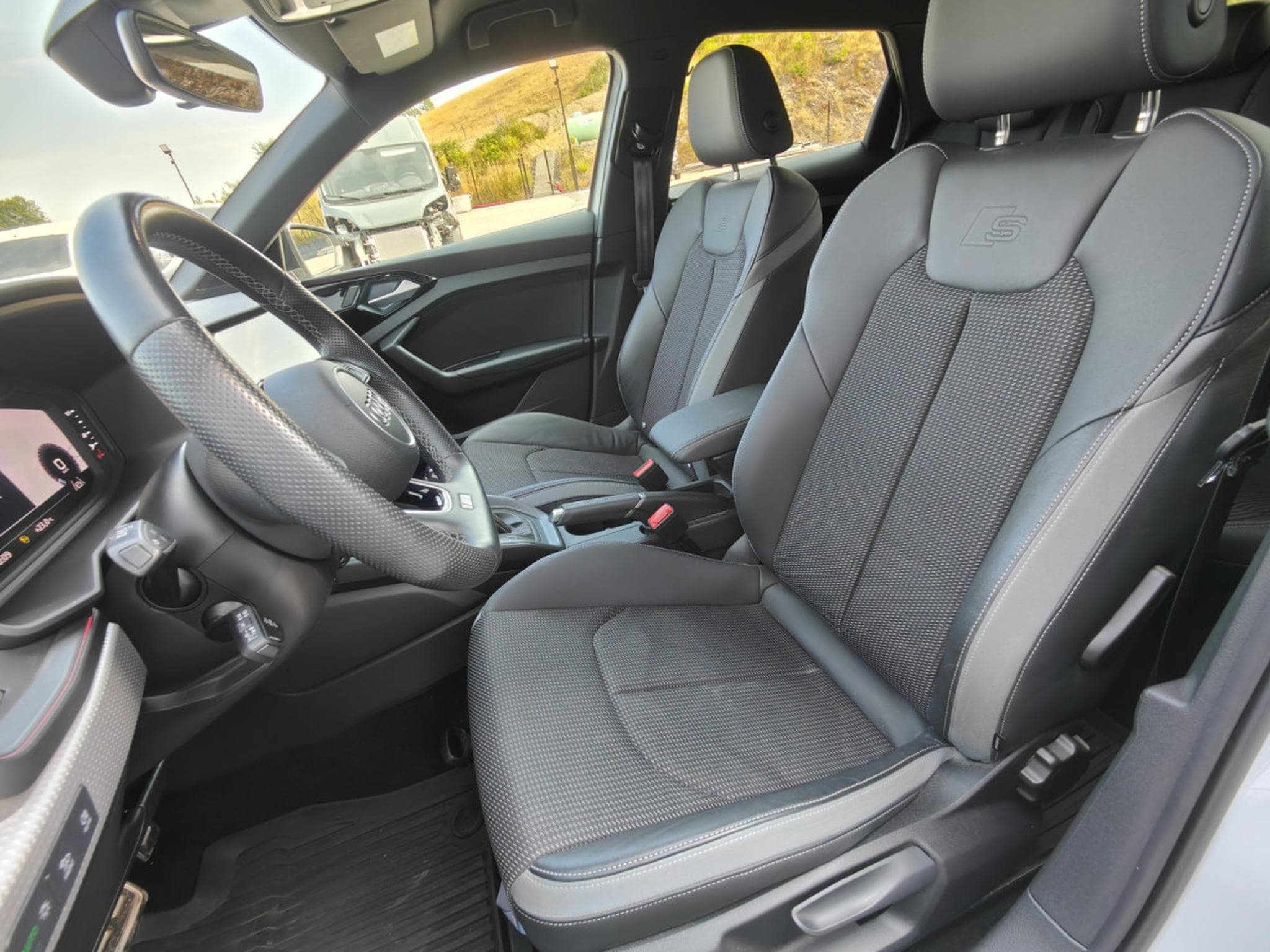 Audi A1 A1 SPORTBACK 30 TFSI S-LINE S-TRONIC CARPLAY ECLAIRAGE AMBIA (2023) - Foto 12