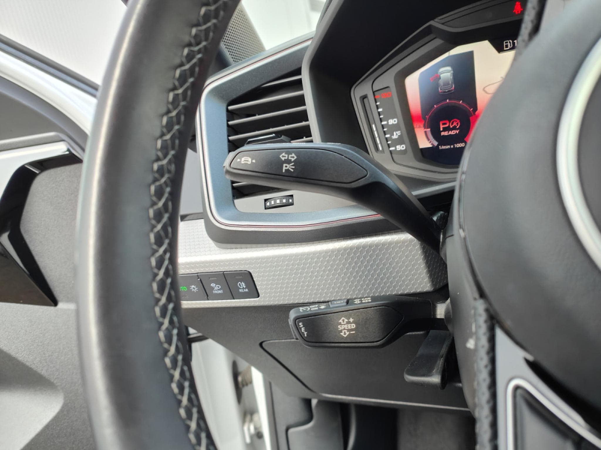 Audi A1 A1 SPORTBACK 30 TFSI S-LINE S-TRONIC CARPLAY ECLAIRAGE AMBIA (2023) - Foto 21