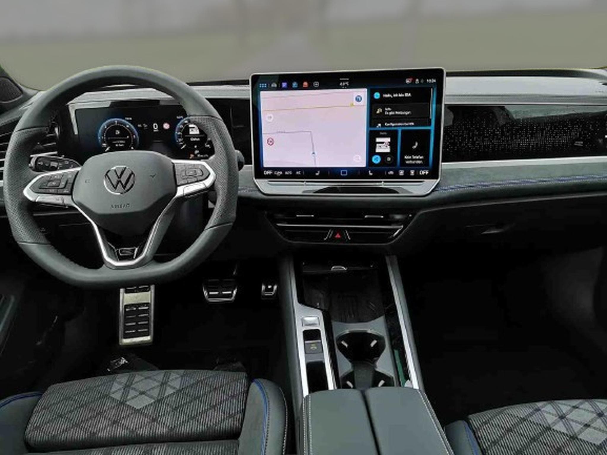 VW Passat 2.0 TDI 193 DSG 4 Motion R-Line (2026) - Photo 6