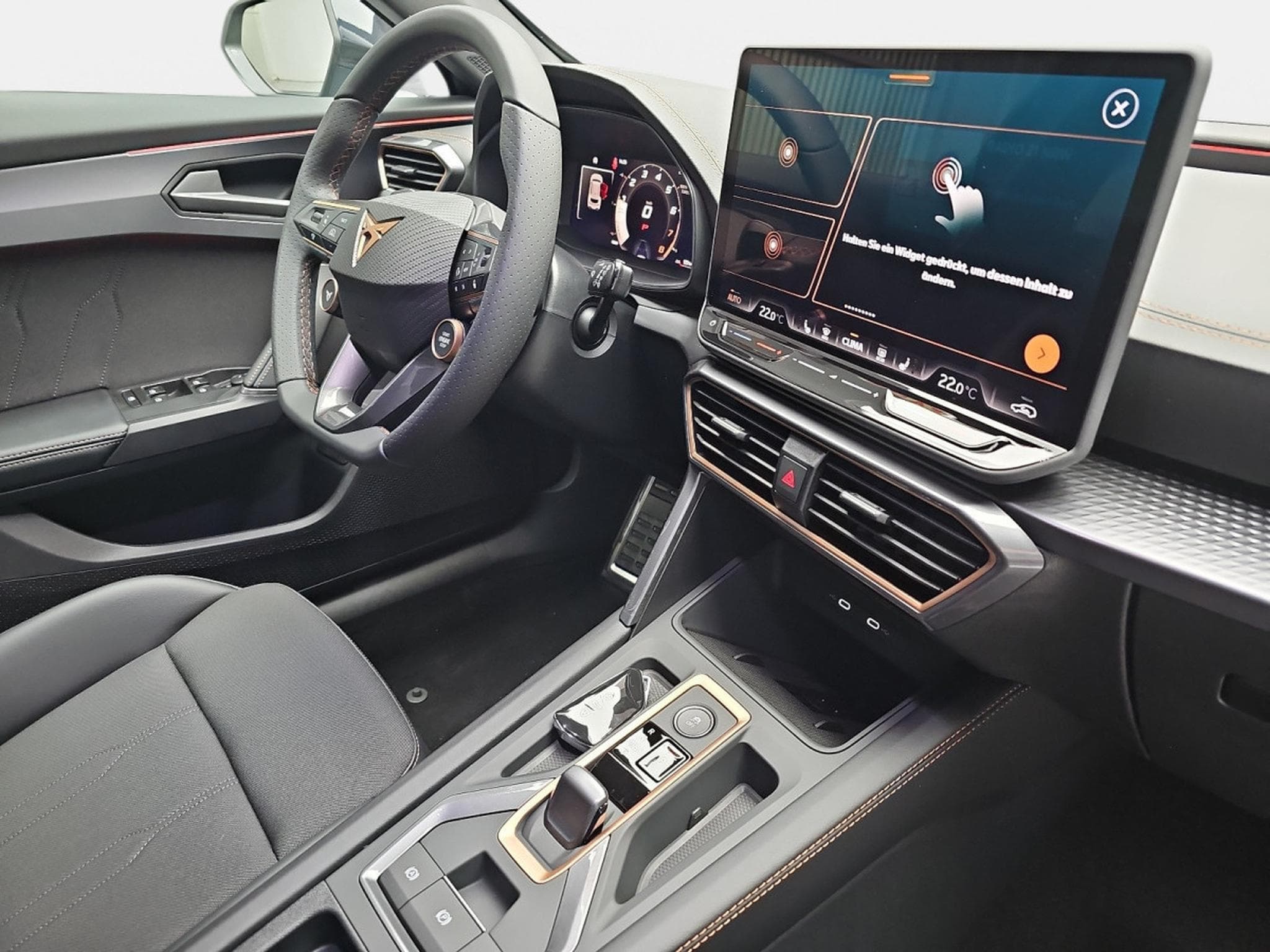 Cupra Formentor 1.5 TSI PHEV DSG 204 (2025) - Photo 16