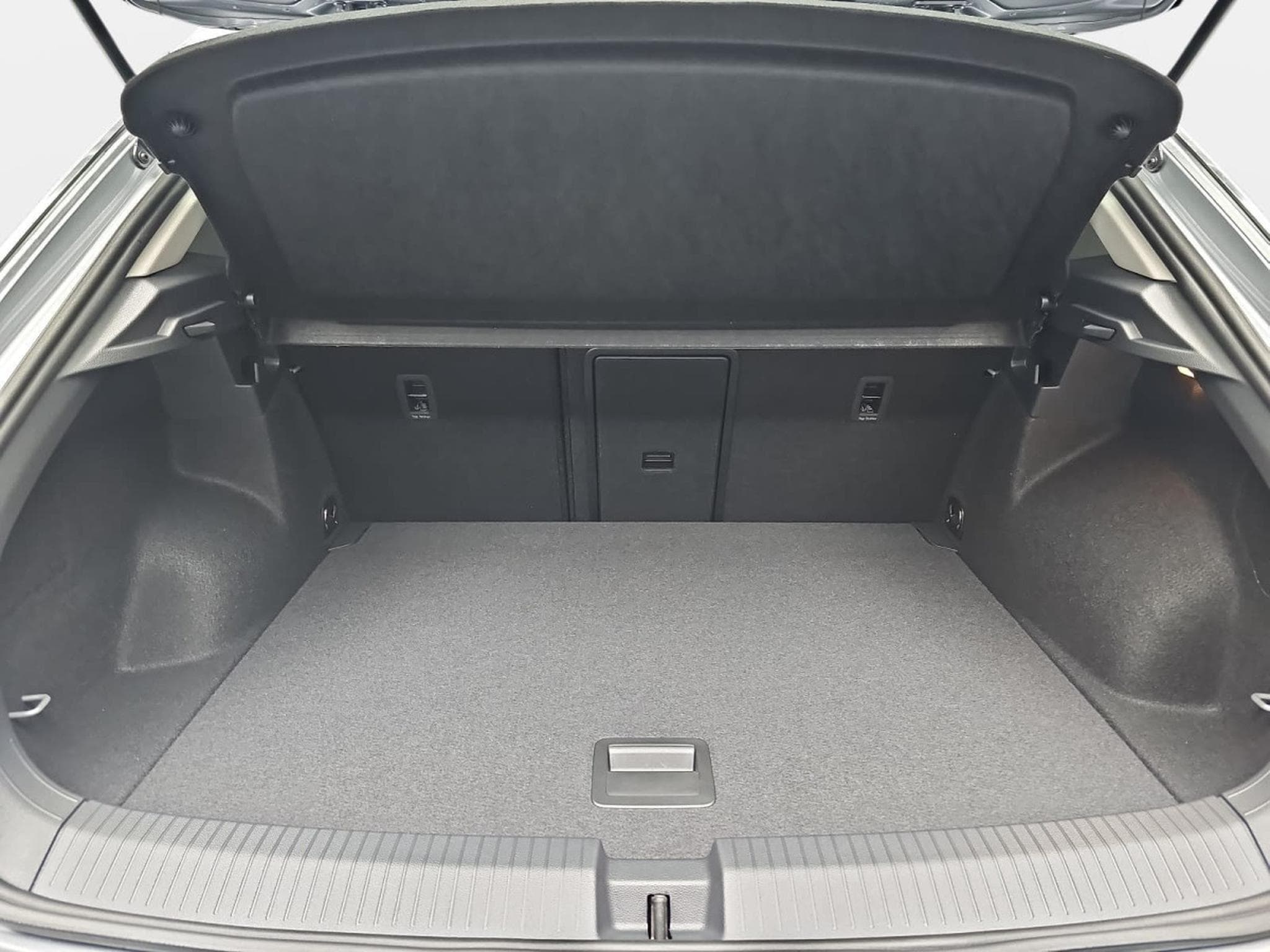 VW T-Roc 1.5 TSi 150 DSG Life (2026) - Photo 14