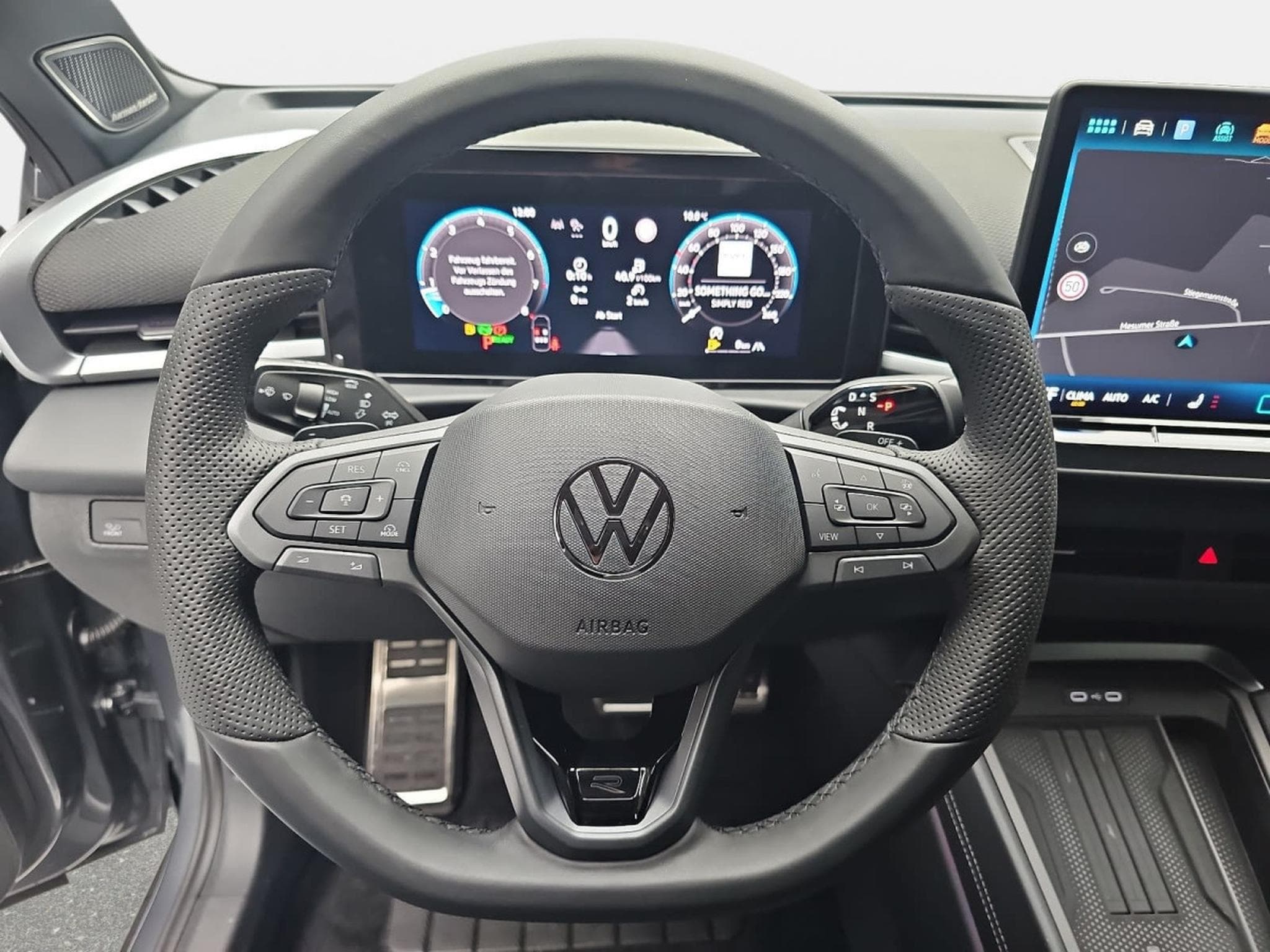 VW T-Roc 1.5 eTSi 150 DSG R-Line (2026) - Photo 12