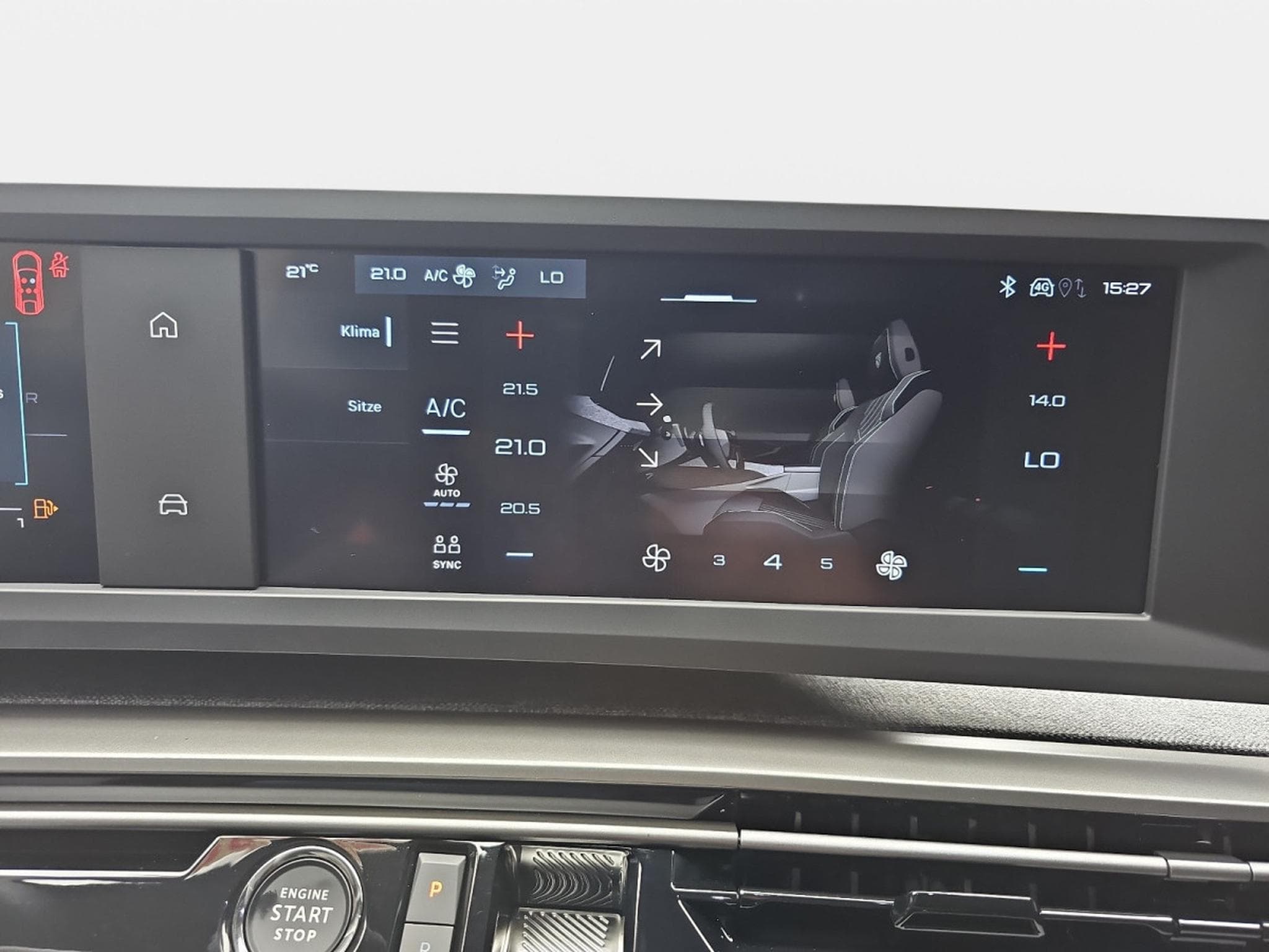 Peugeot 3008 1.2 Hybrid 145 E-DSC6 Allure (2025) - Photo 11