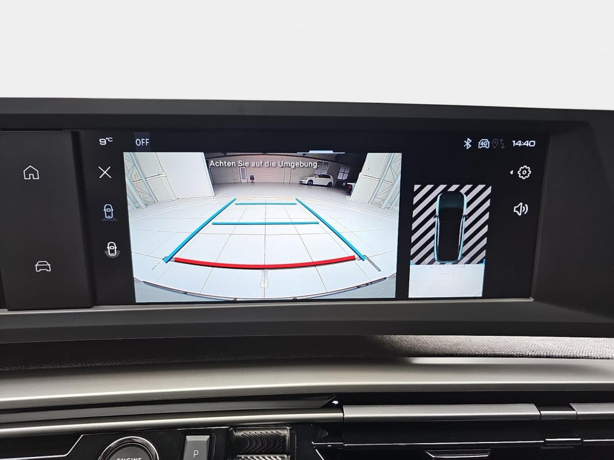 Peugeot 3008 1.2 Hybrid 145 E-DSC6 Allure (2025) - Photo 11