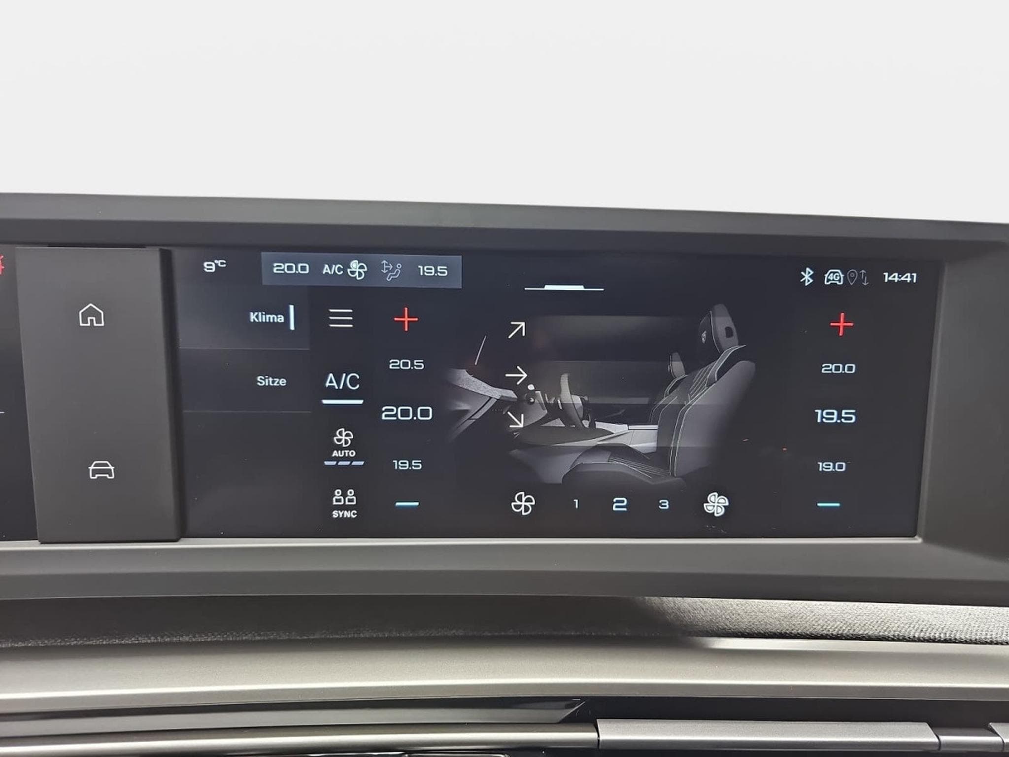 Peugeot 3008 1.2 Hybrid 145 E-DSC6 Allure (2025) - Photo 12