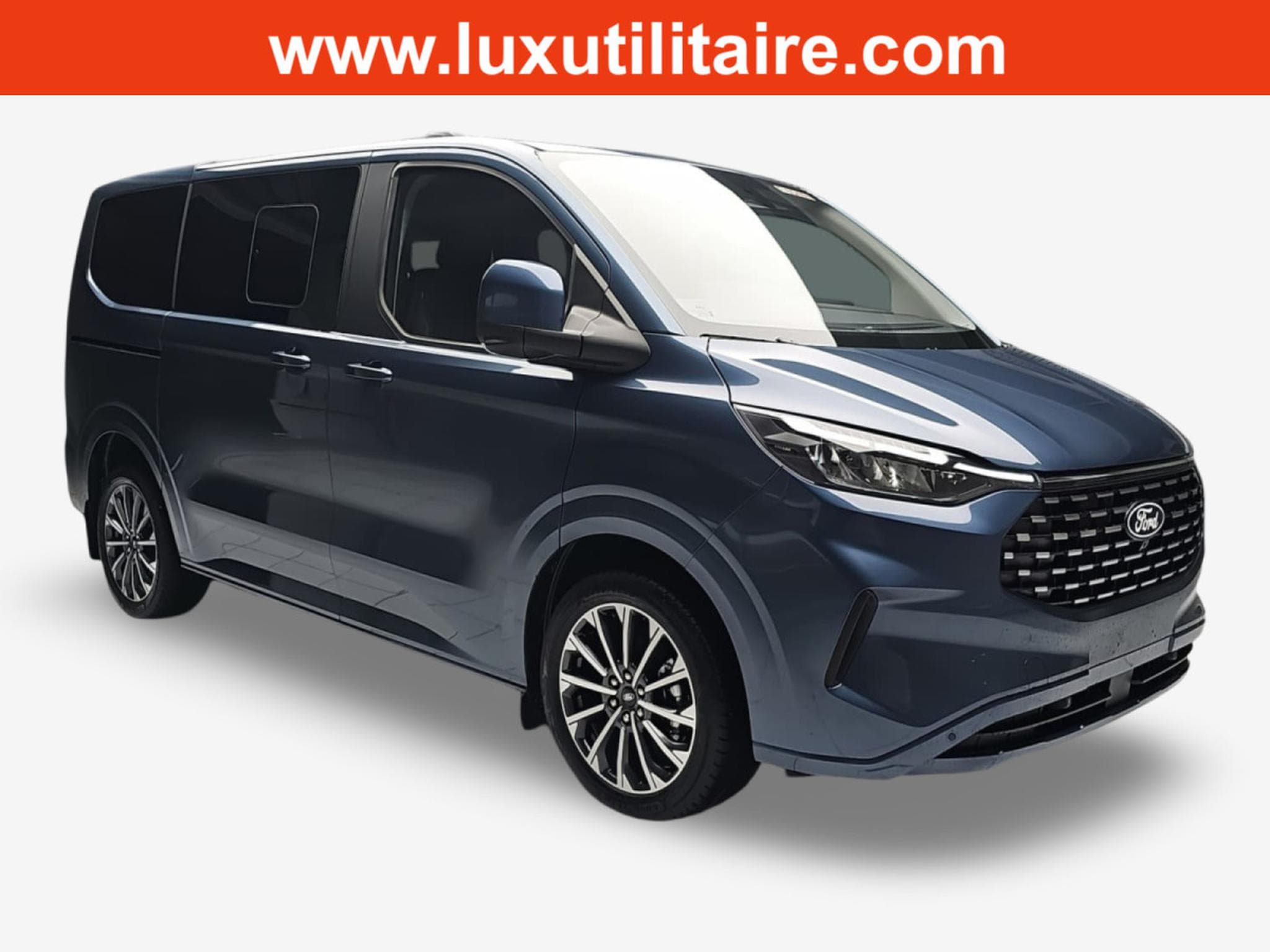 Ford Tourneo 2.0 TDCI ECOBLUE 170 L1 Titanium X (2026) - Foto 1