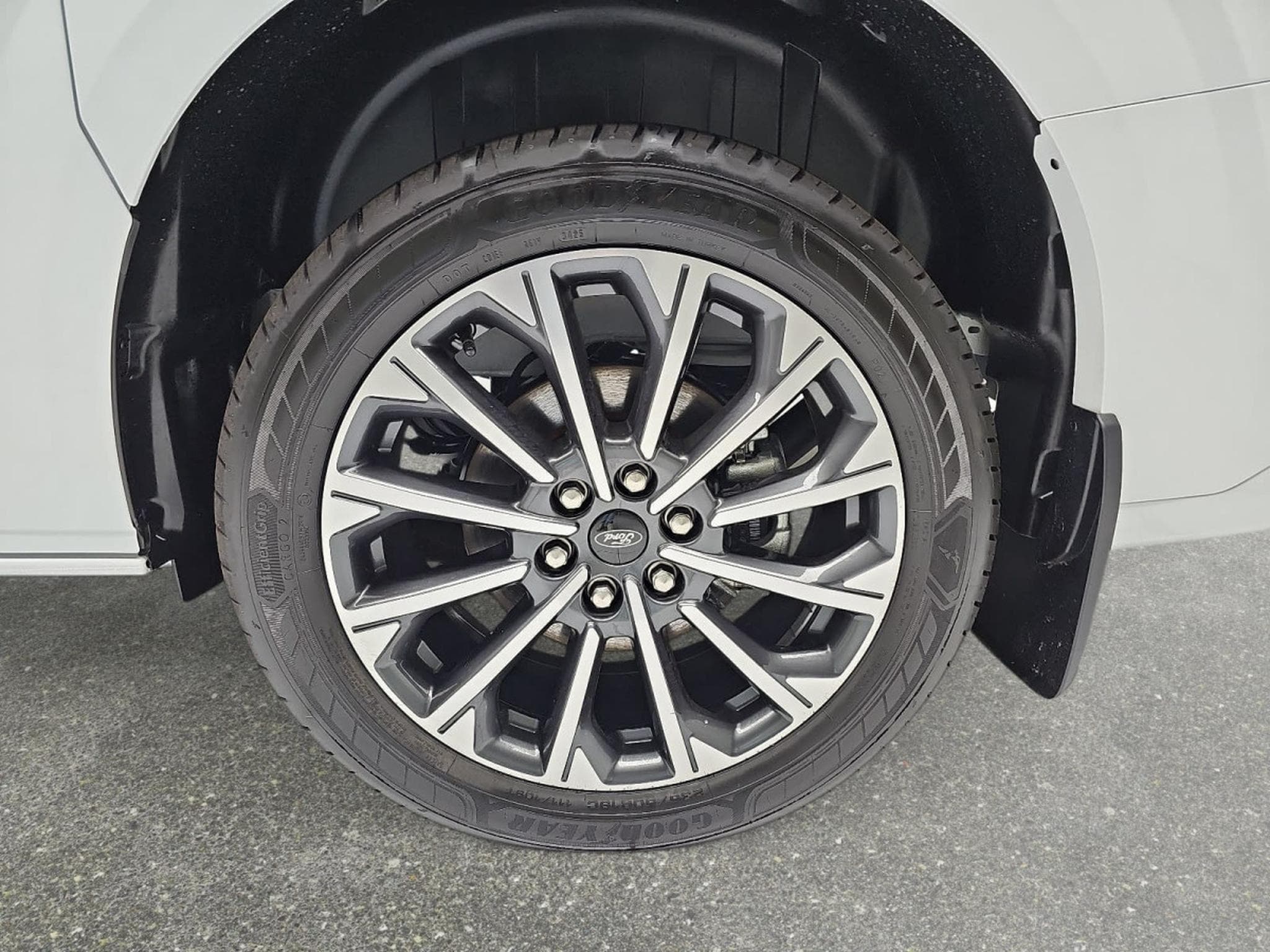 Ford Tourneo 2.0 TDCI ECOBLUE 170 L1 Titanium X (2026) - Foto 6