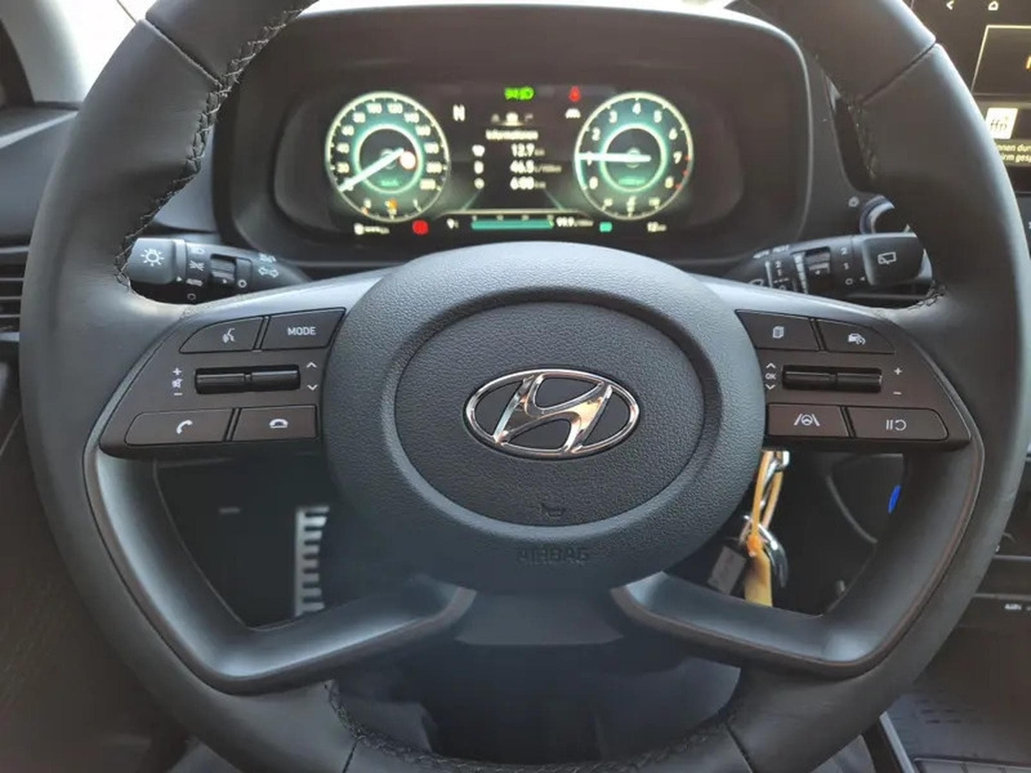 Hyundai Bayon 1.0T-GDI 90 Trend (2026) - Foto 18