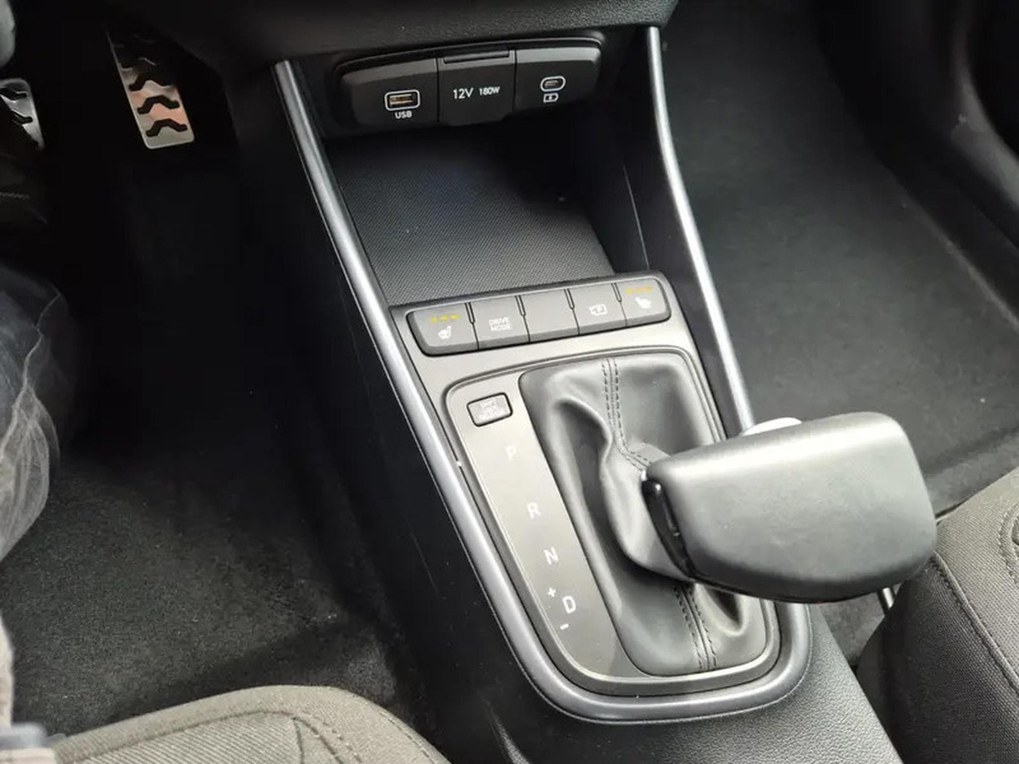 Hyundai Bayon 1.0T-GDI 90 AT Trend (2026) - Foto 19