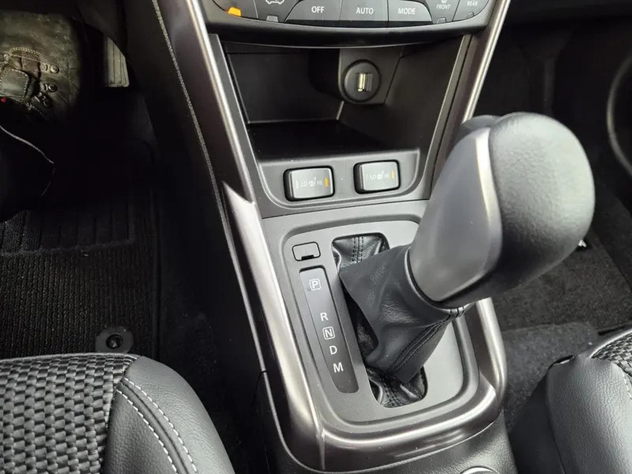 Suzuki S-Cross 1.4 Boosterjet 110 MHEV Auto Comfort Allgrip (2026) - Photo 17