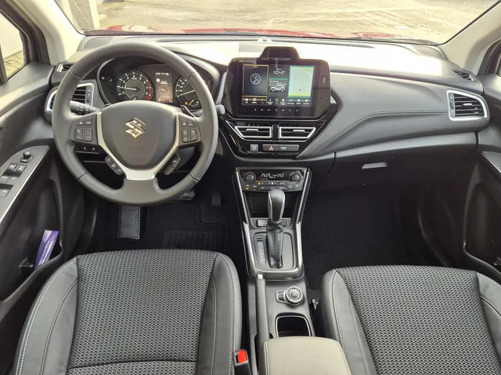 Suzuki S-Cross 1.4 Boosterjet 110 MHEV Auto Comfort Allgrip (2026) - Photo 7