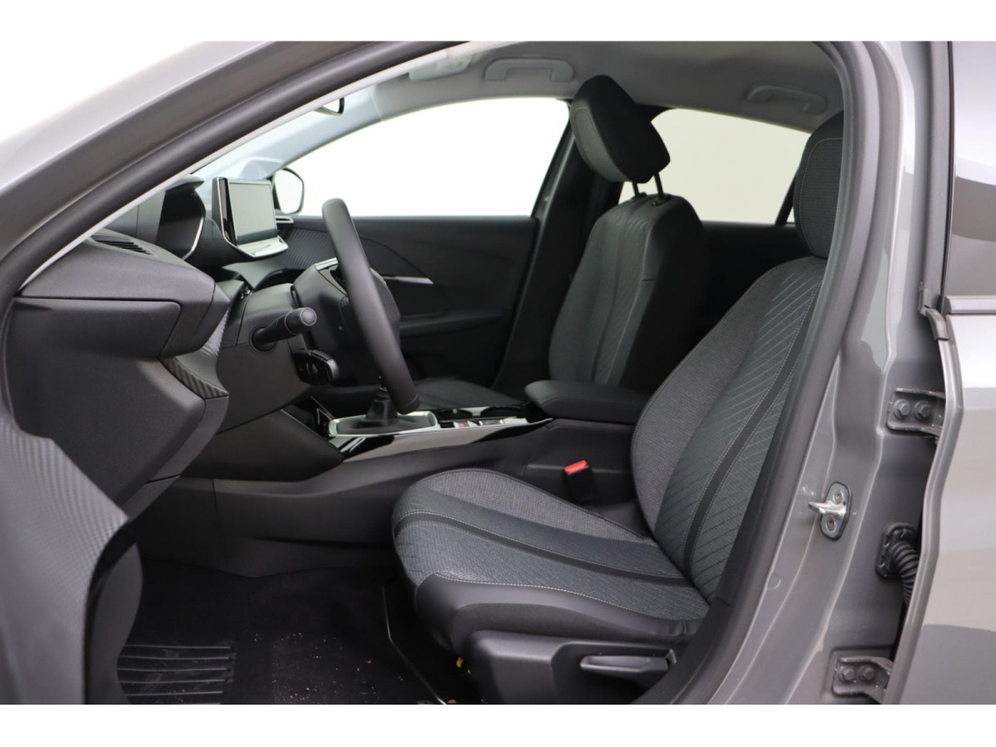 Peugeot 208 1.2 PureTech 100 Envy (2026) - Photo 11
