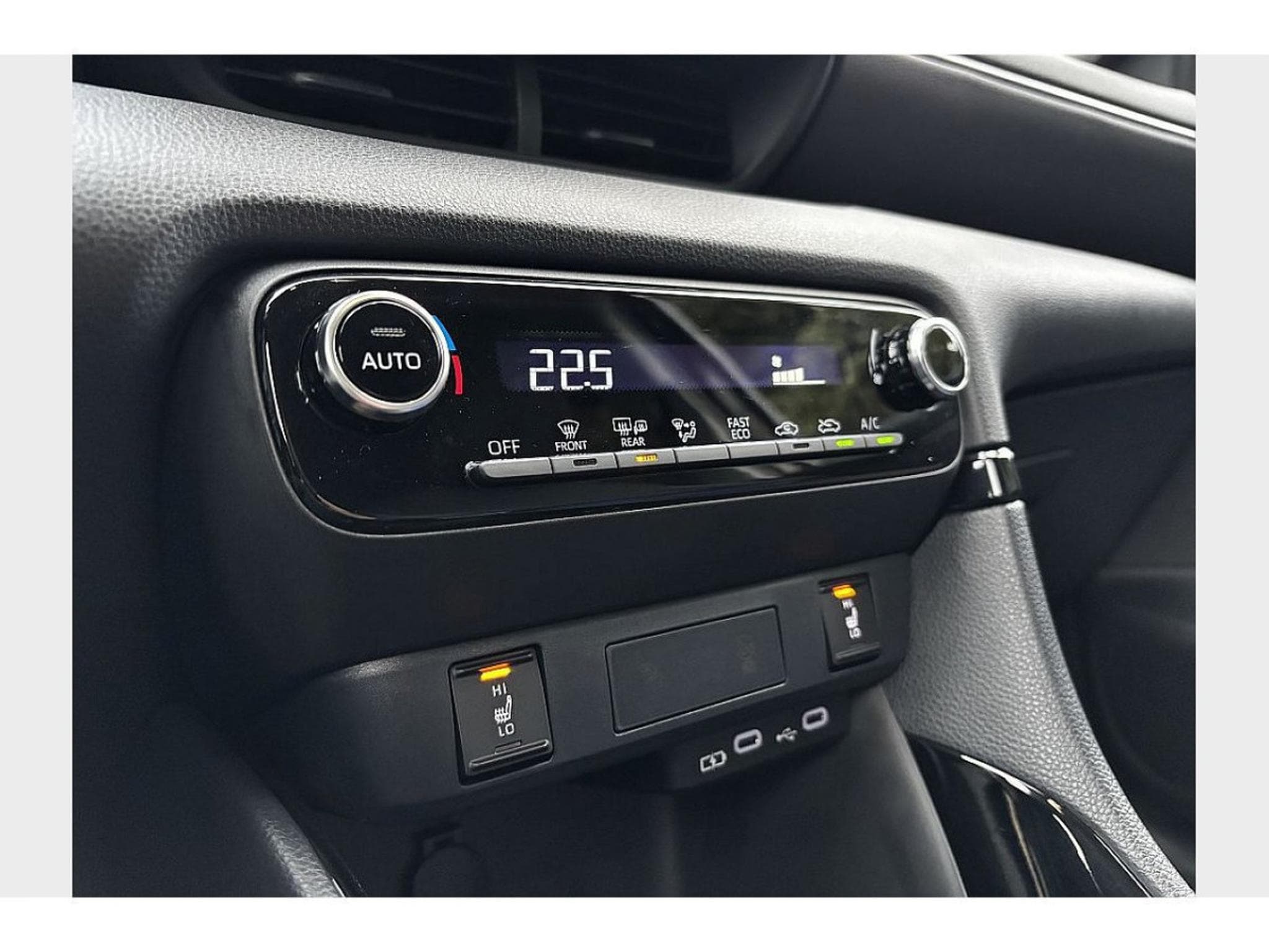 Toyota Yaris 1.5 VVT-i  116 Hybride Teamplayer (2026) - Photo 12