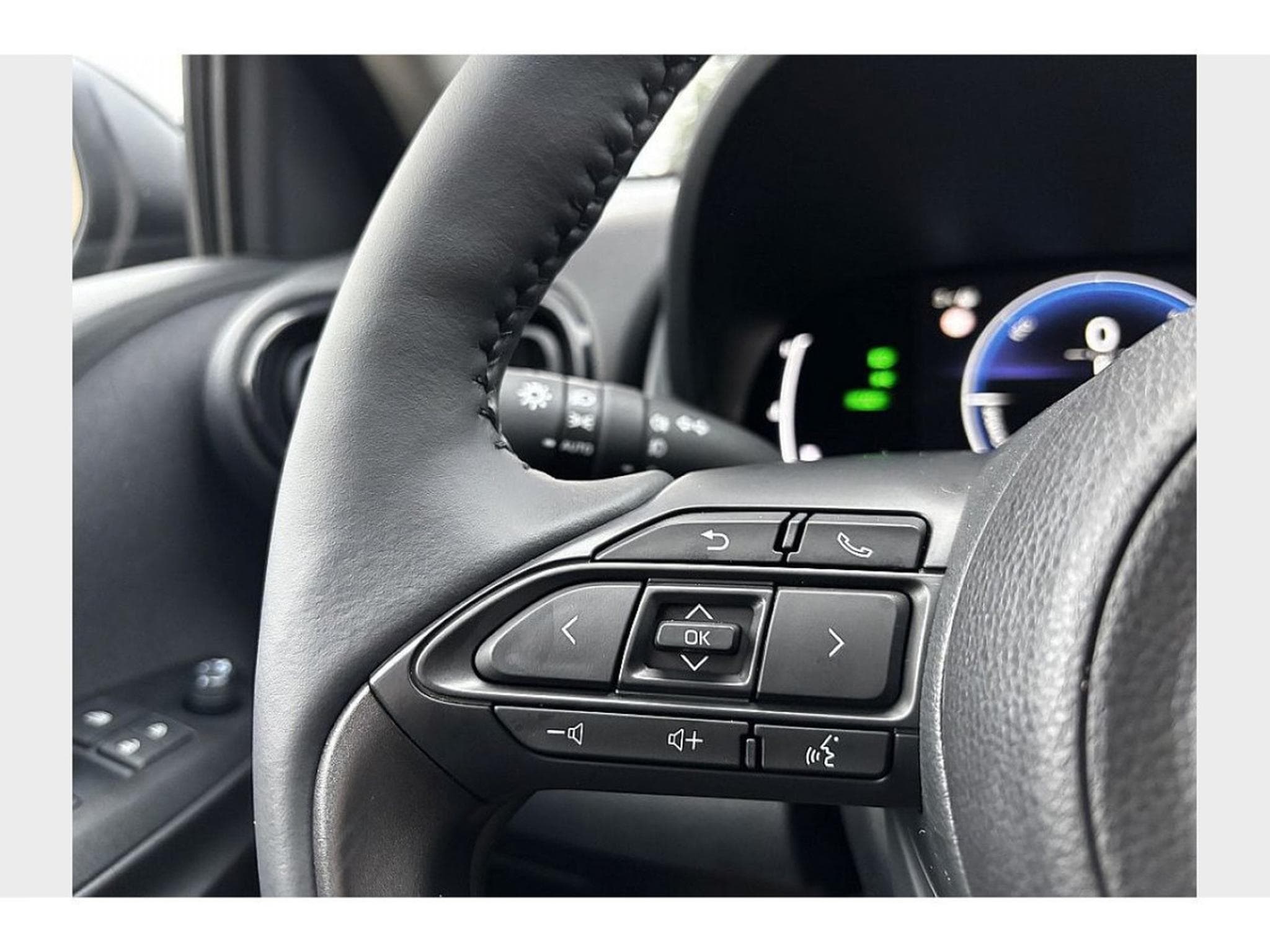 Toyota Yaris 1.5 VVT-i  116 Hybride Teamplayer (2026) - Photo 7
