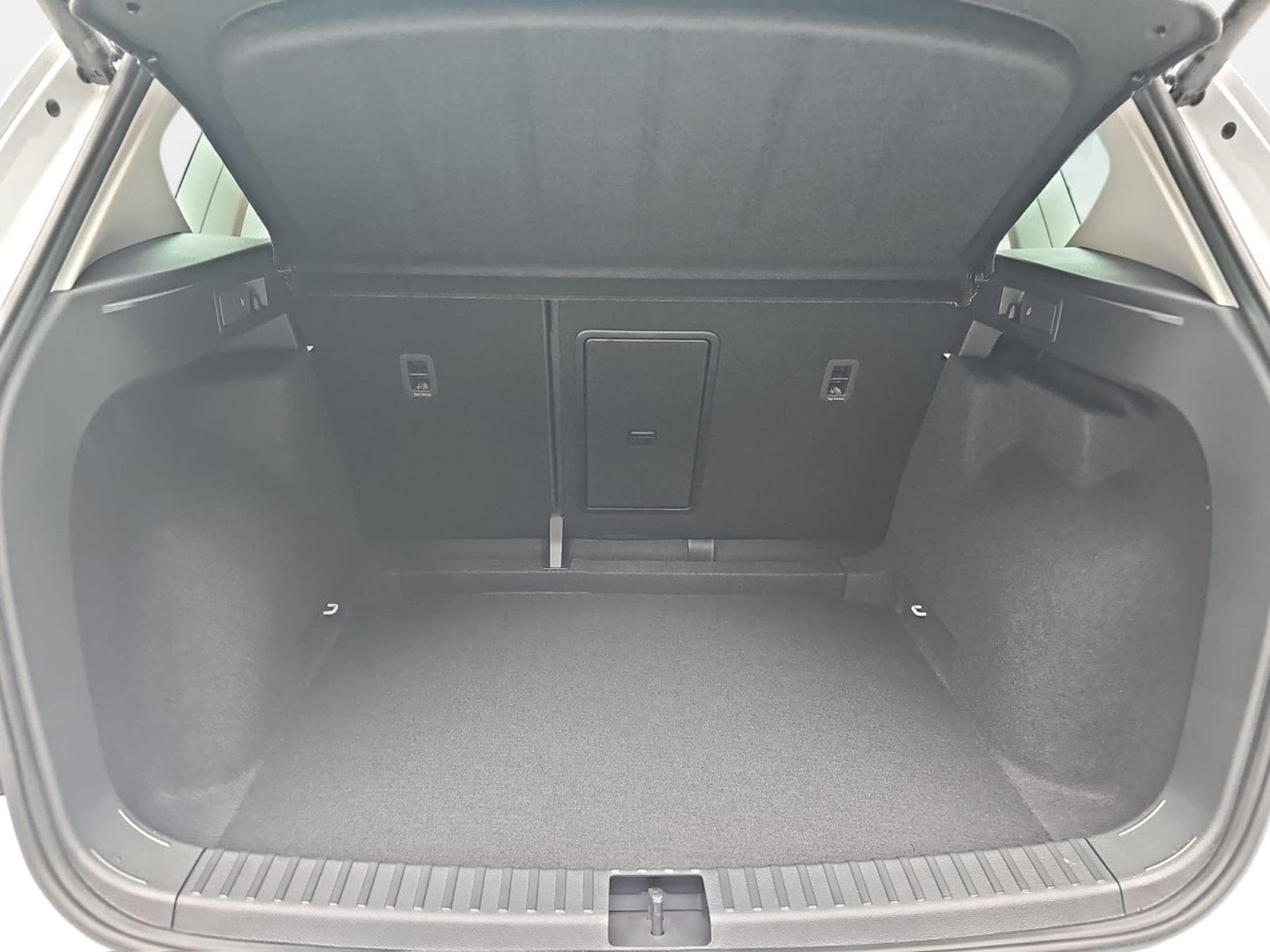 Cupra Ateca 2.0 TSi DSG 190 (2025) - Photo 8