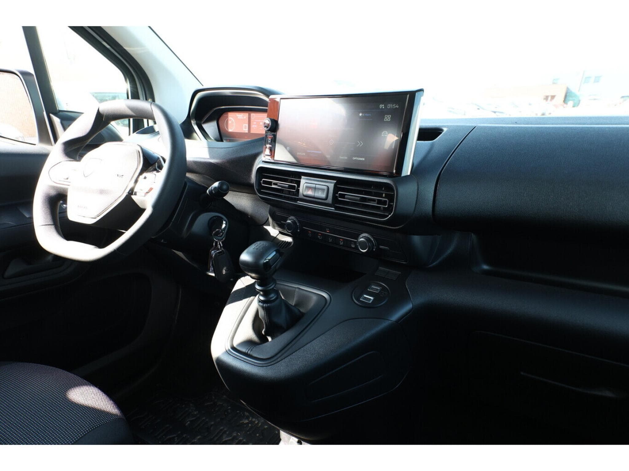Peugeot Rifter 1.5 BlueHDI 102 N1 (2026) - Photo 9