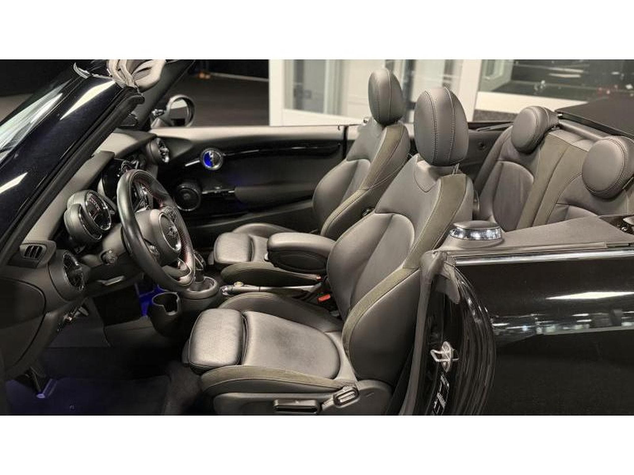 MINI Cooper JCW H&K CHILI (2019) - Photo 11