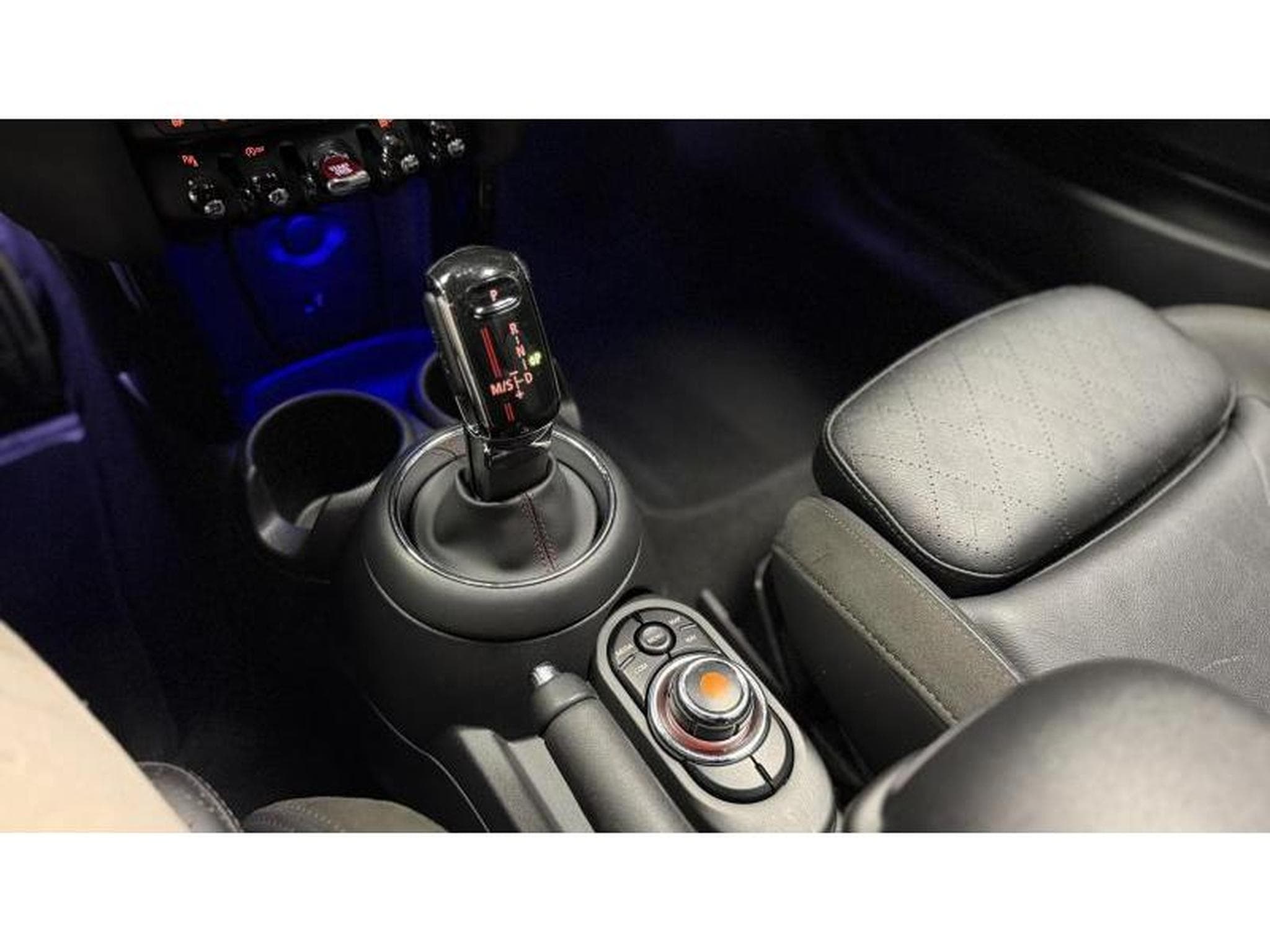 MINI Cooper JCW H&K CHILI (2019) - Photo 12