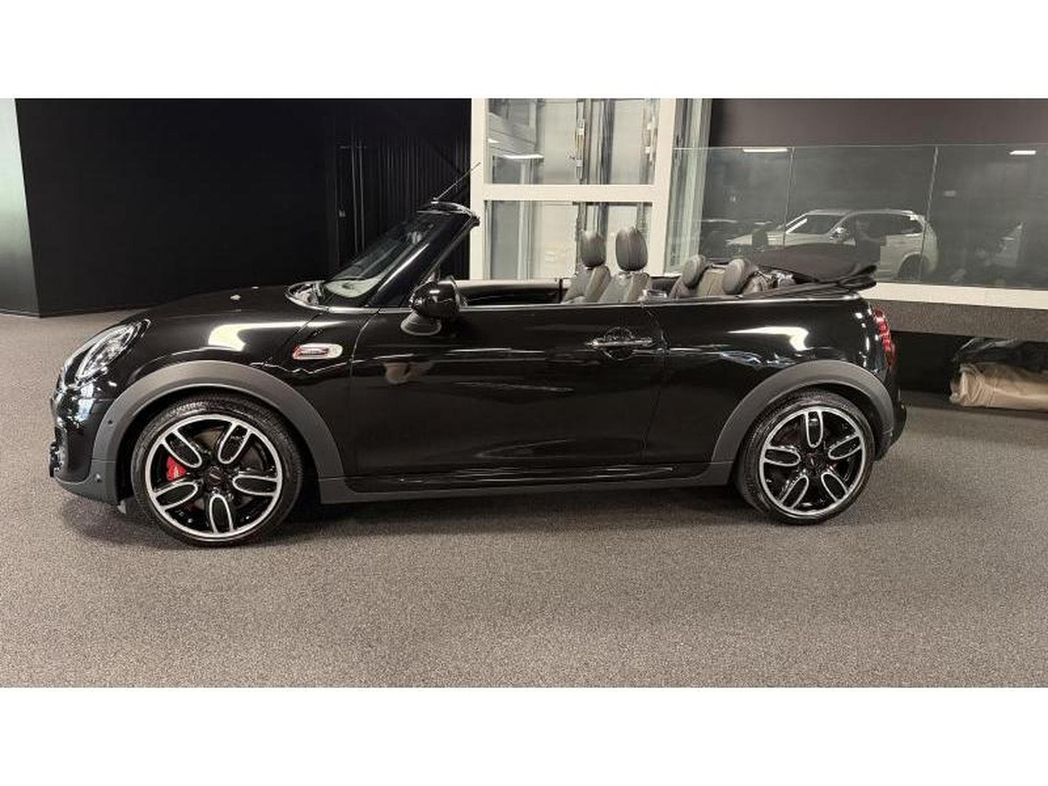 MINI Cooper JCW H&K CHILI (2019) - Photo 4