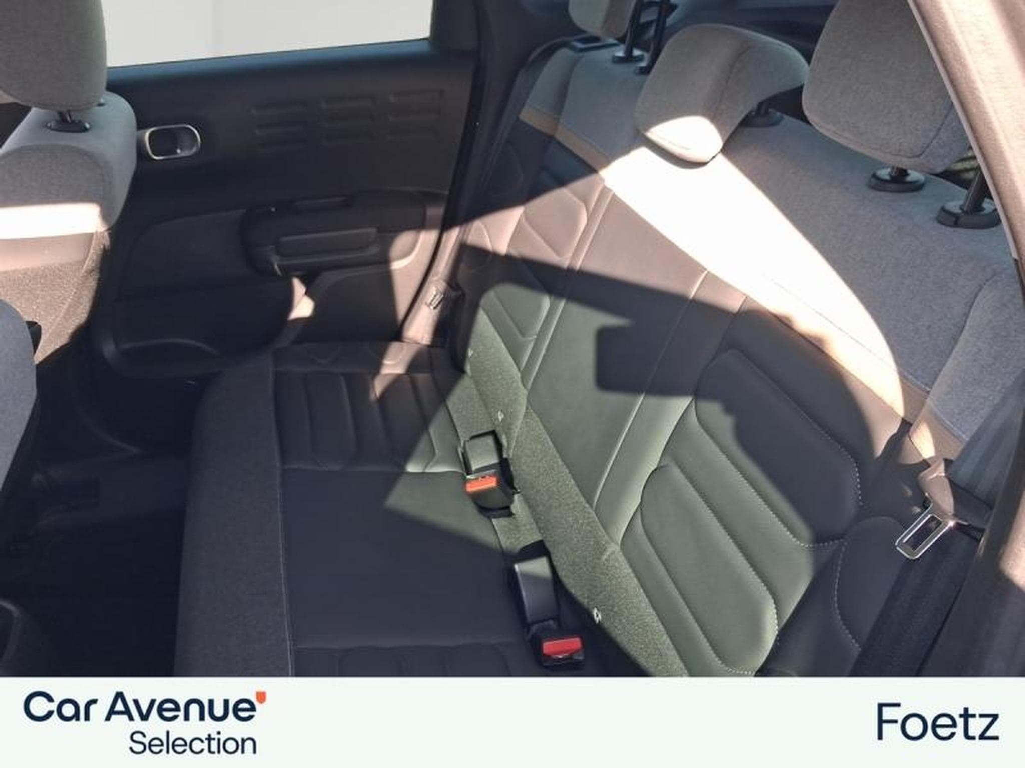 CITROEN C3 Aircross 1.2 PureTech 110ch S&S MAX (2023) - Foto 9