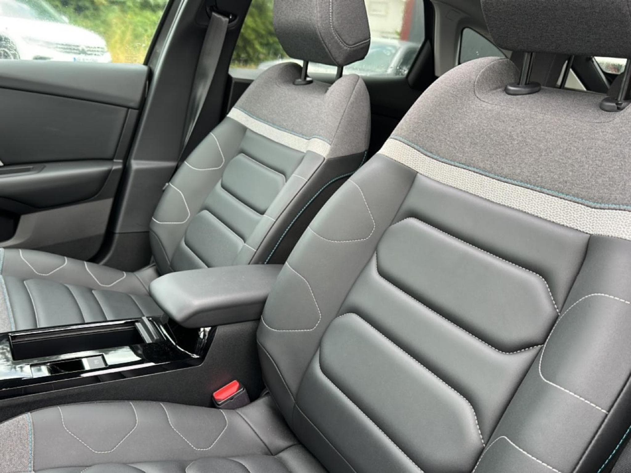 Citroen C4 1.5 BLUEHDI 130 MAX AUTOMATIQUE (2024) - Photo 14