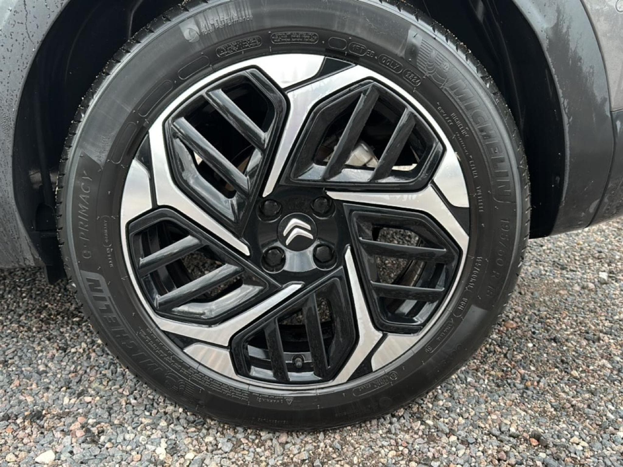 Citroen C4 1.5 BLUEHDI 130 MAX AUTOMATIQUE (2024) - Photo 9