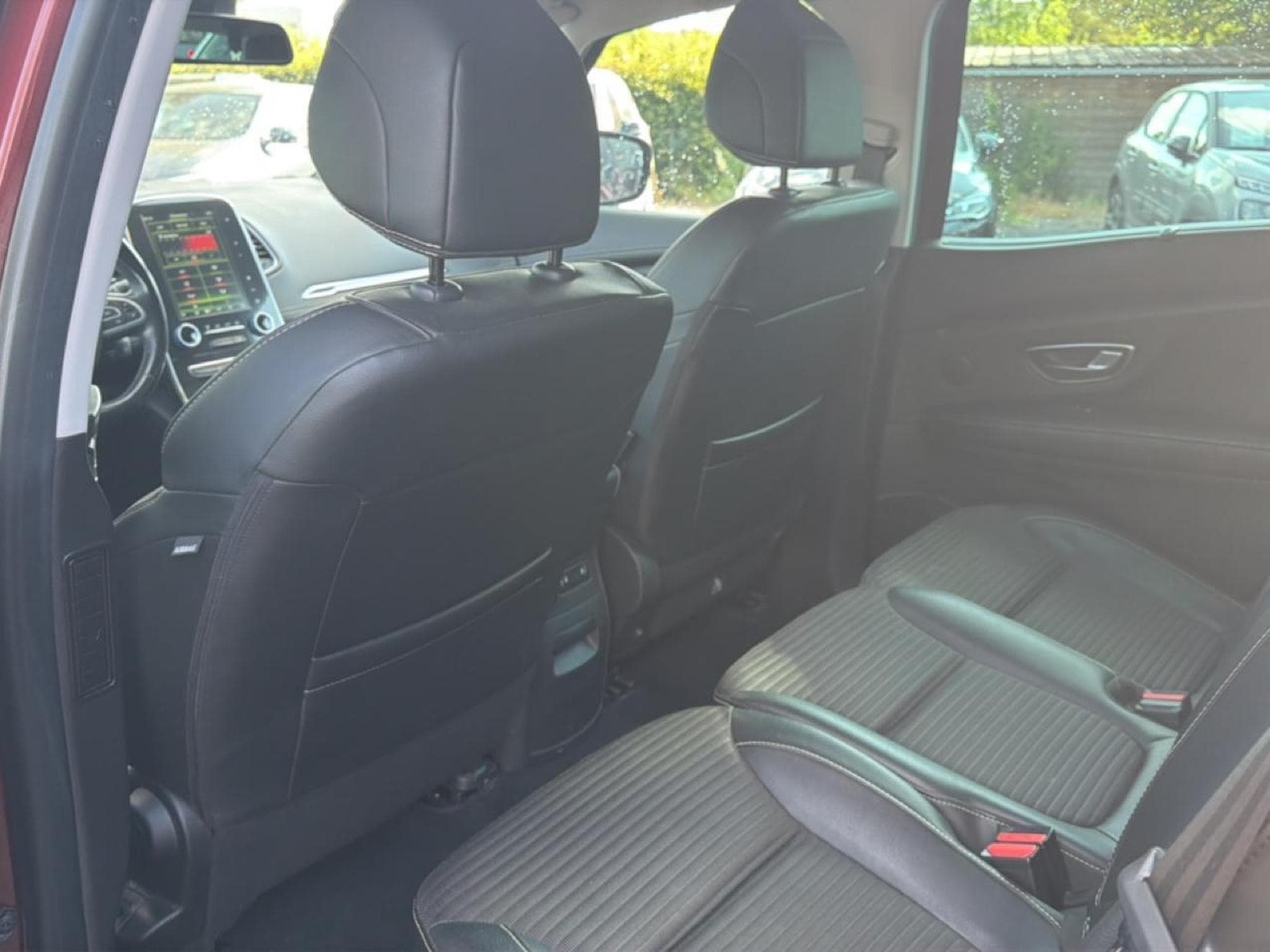 Renault Scenic 1.3 TCE 140 FAP INTENS (2019) - Foto 13