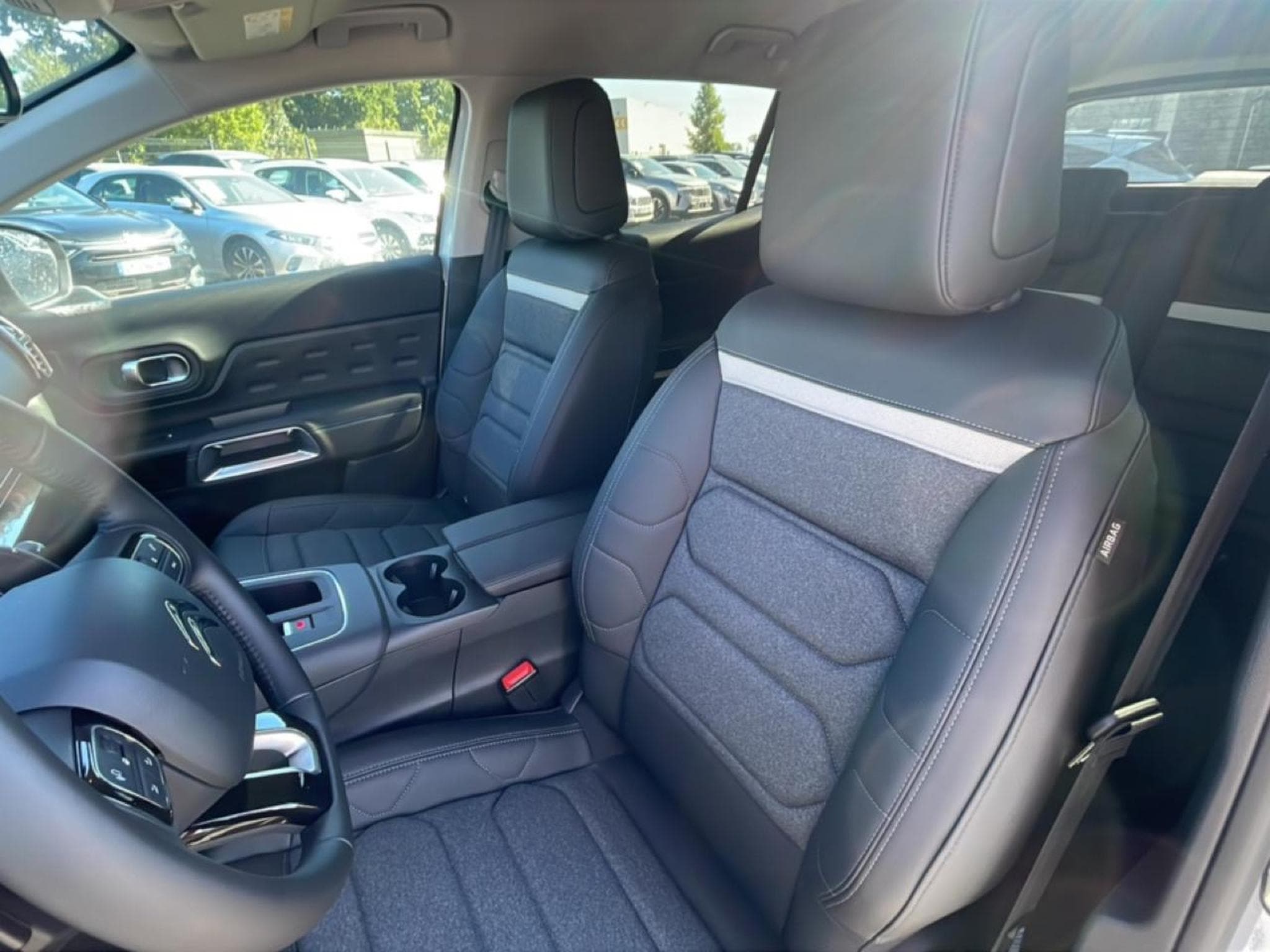 Citroen C5 AIRCROSS 1.5 BLUEHDI 130 MAX BOITE AUTOMATIQUE (2025) - Photo 15