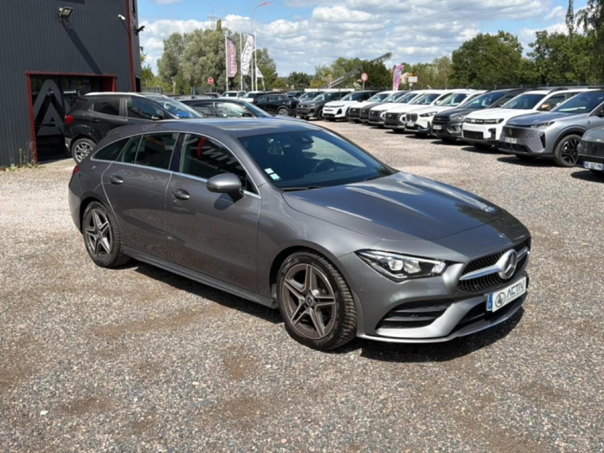 Mercedes CLA SHOOTING BRAKE 180 D 116 AMG LINE (2020) - Photo 3