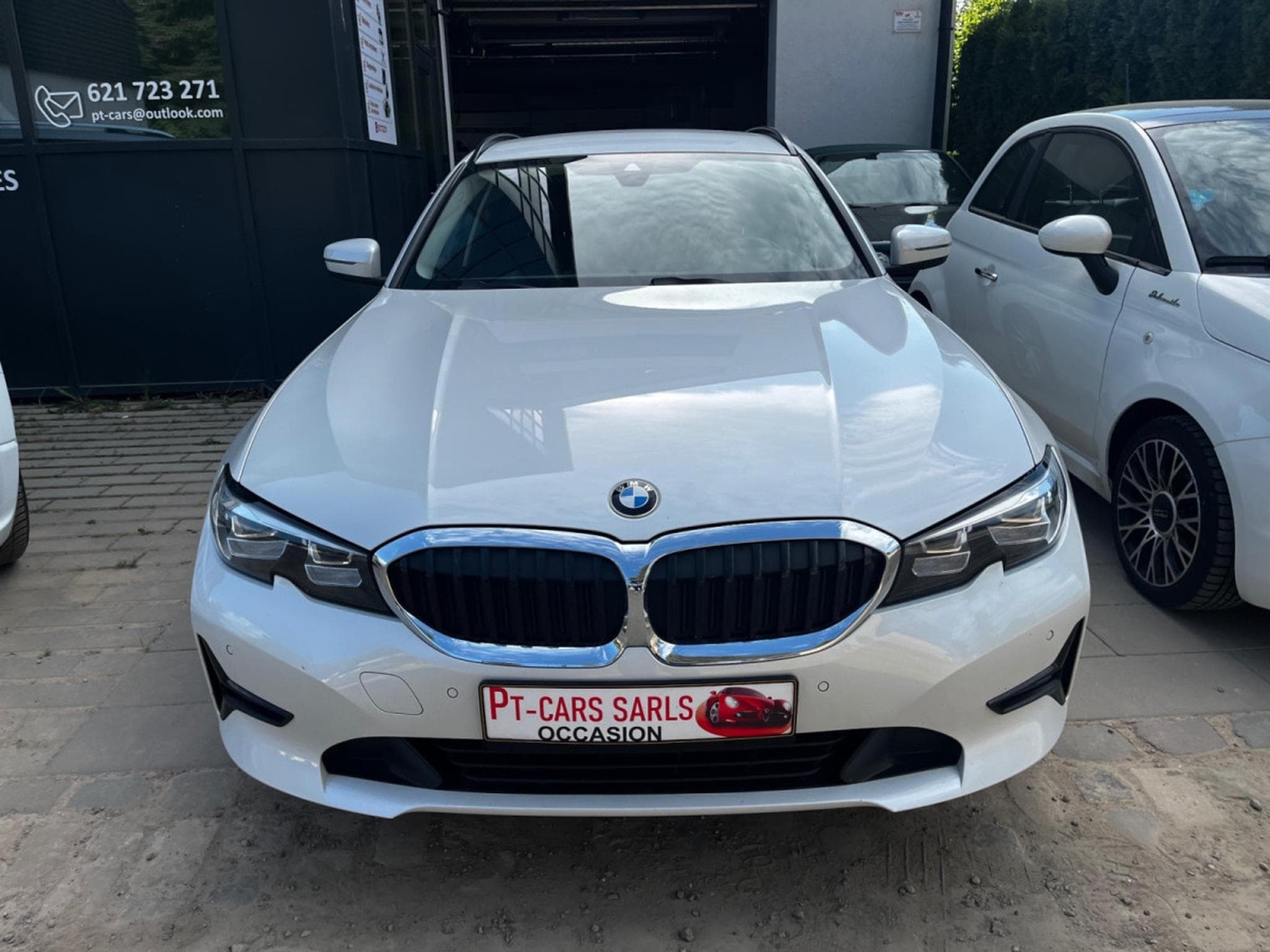 BMW 318 318d touring Auto (2020) - Photo 2
