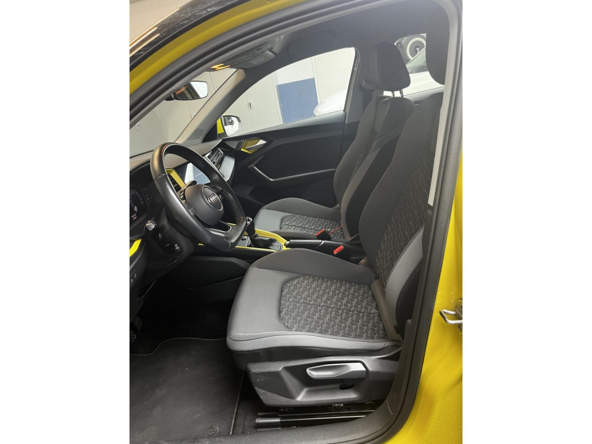 Audi A1 Sportback 25Tfsi (2021) - Photo 7