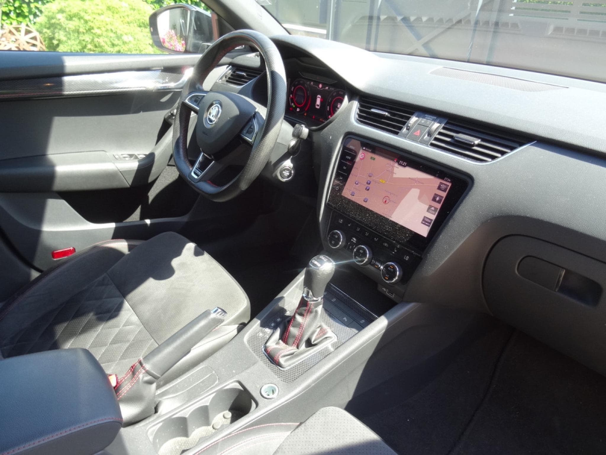 Skoda Octavia RS DSG (2019) - Photo 2