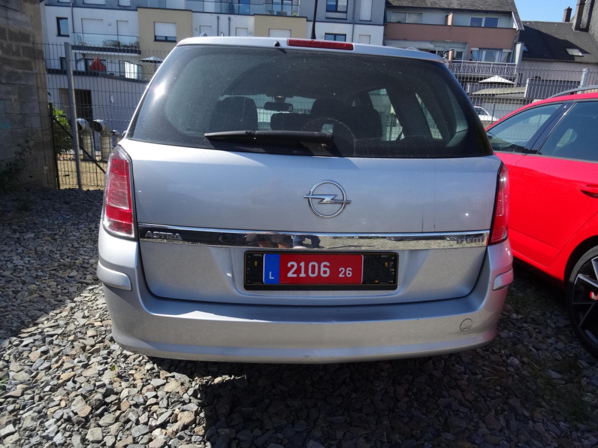 Opel Astra 1.7 CDTI (2007) - Photo 8
