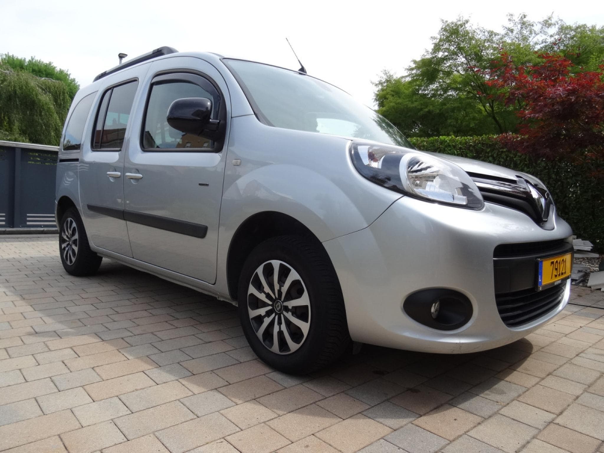 Renault Kangoo 1.5 dCi 116CV LIMITED (2020) - Photo 10