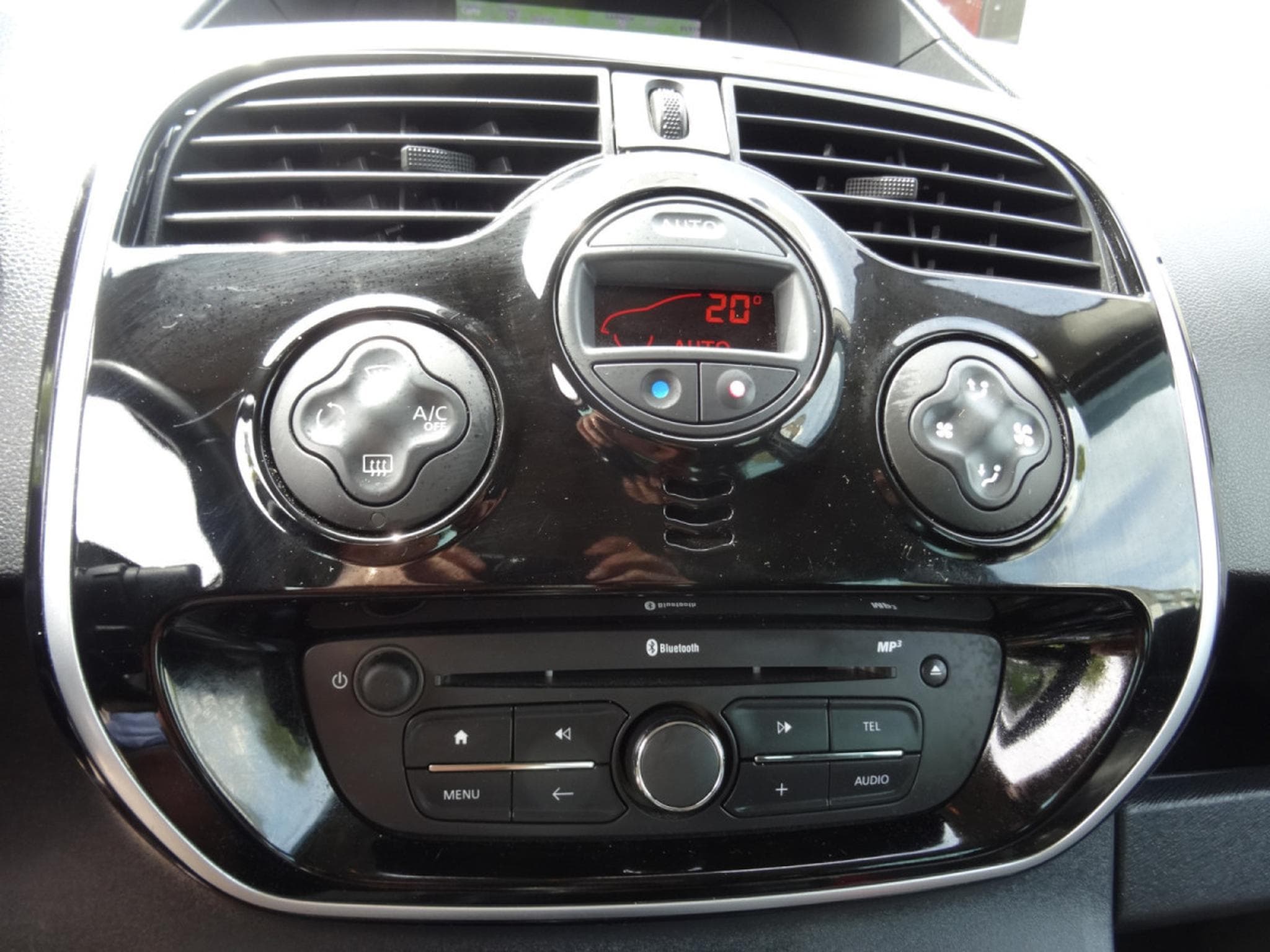 Renault Kangoo 1.5 dCi 116CV LIMITED (2020) - Photo 7