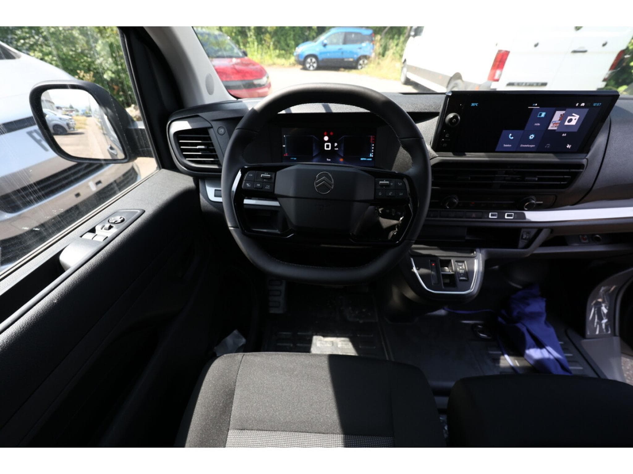 Citroën Jumpy 2.0 BlueHDI EAT8 150 XL Confort (2026) - Foto 7
