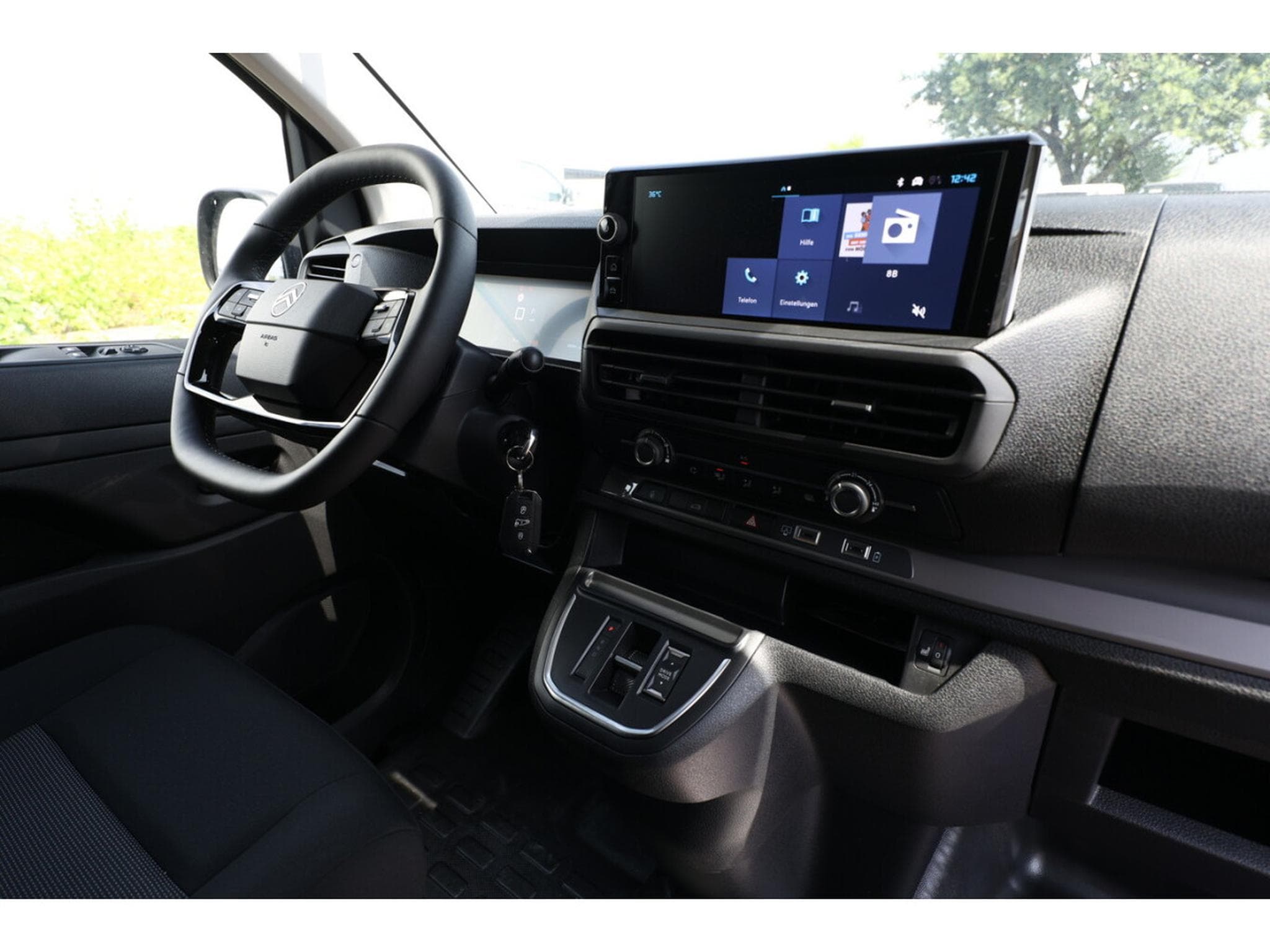 Citroën Jumpy 2.0 BlueHDI EAT8 150 XL Confort (2026) - Foto 9