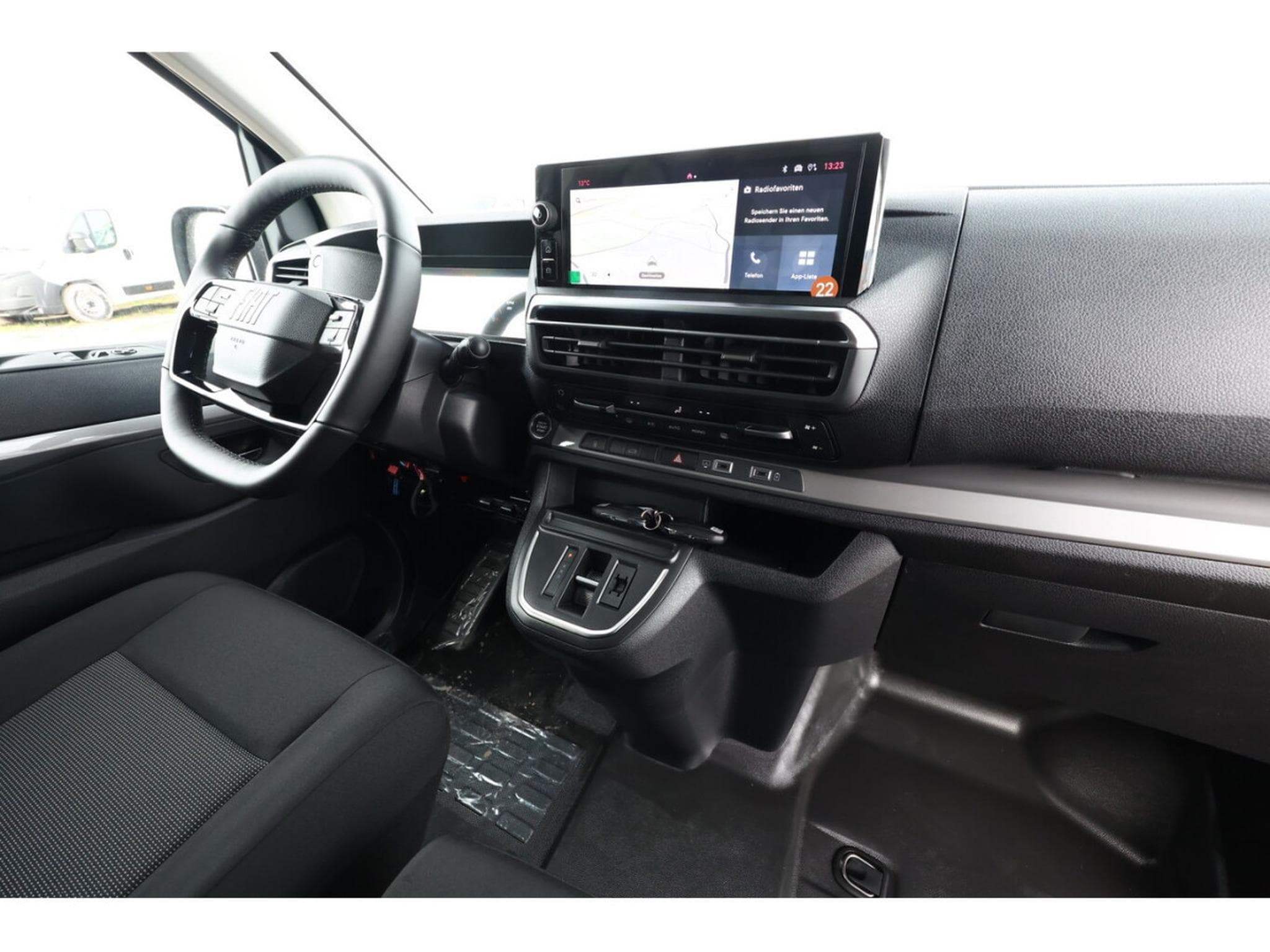 Fiat Scudo 2.0 BlueHDI EAT8 180 (2025) - Foto 9