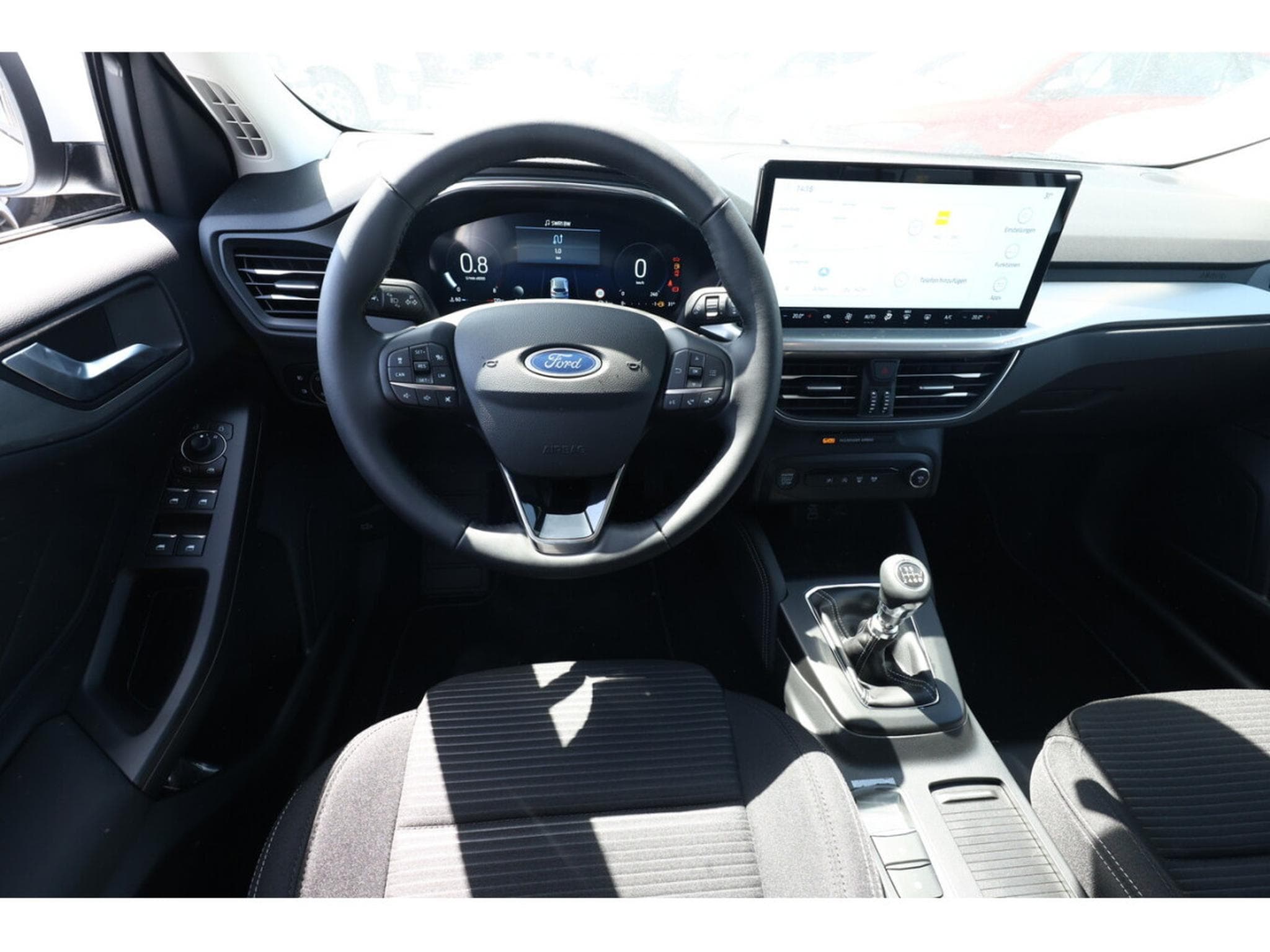 Ford Focus 1.0i Ecoboost 125 Titanium X (2026) - Photo 7