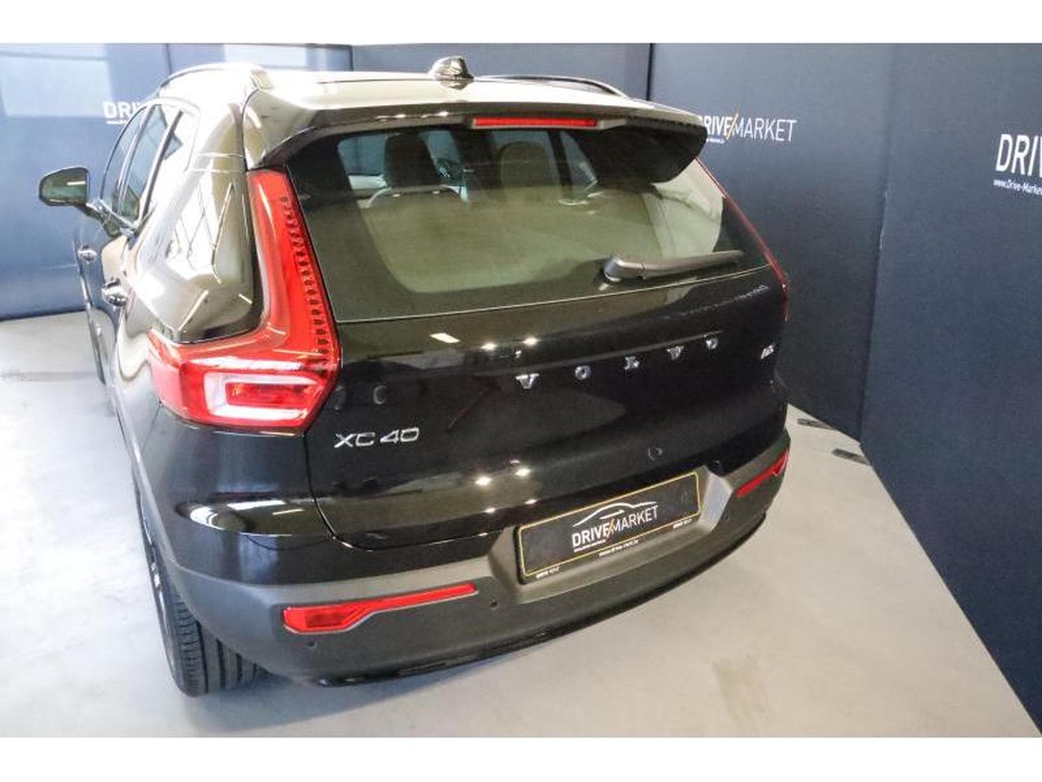 Volvo XC40 Plus (2025) - Foto 20
