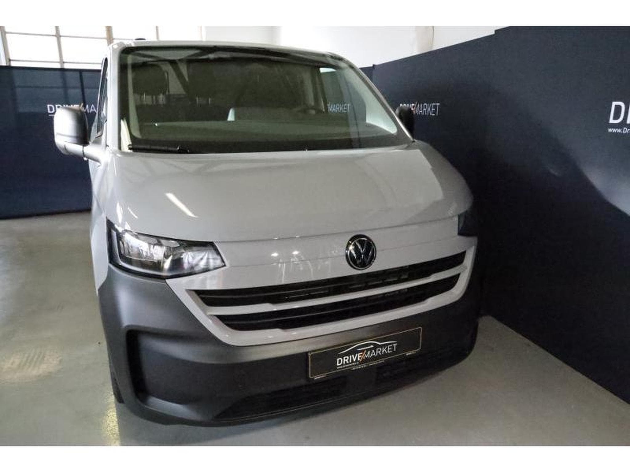 VW T7 Fourgon Court (2025) - Foto 16
