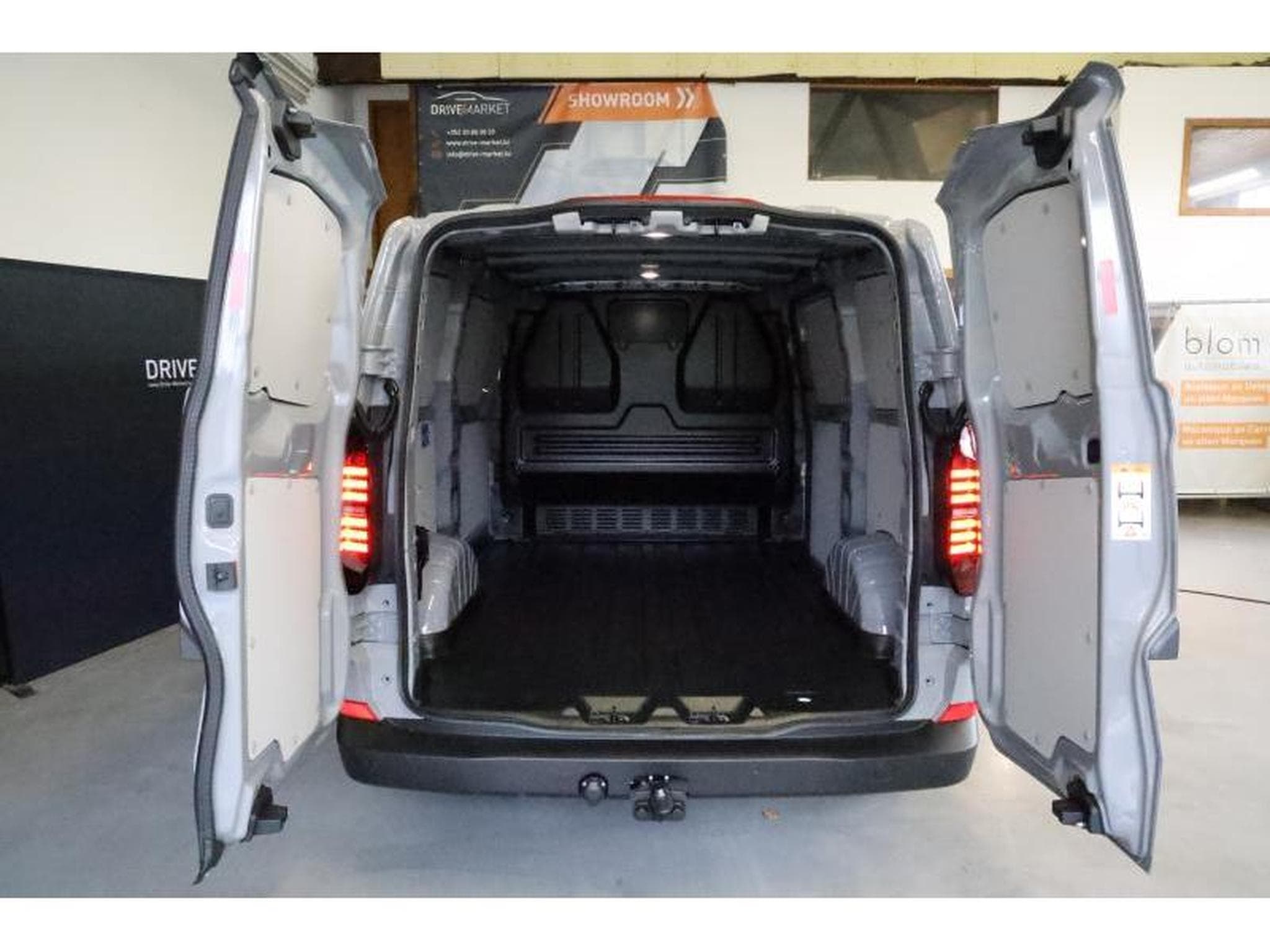 VW T7 Fourgon Court (2025) - Foto 25