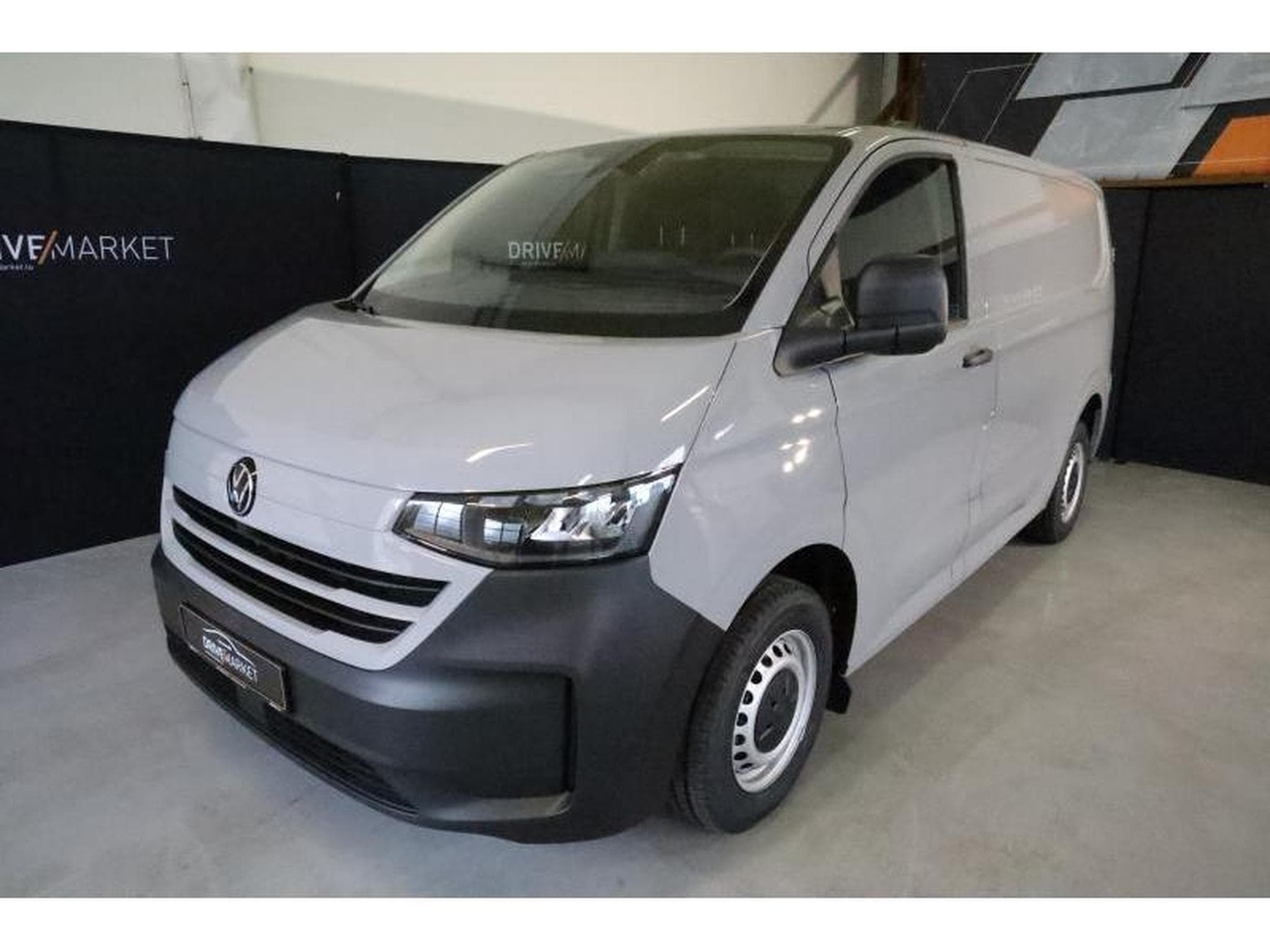 VW T7 Fourgon Court (2025) - Foto 36