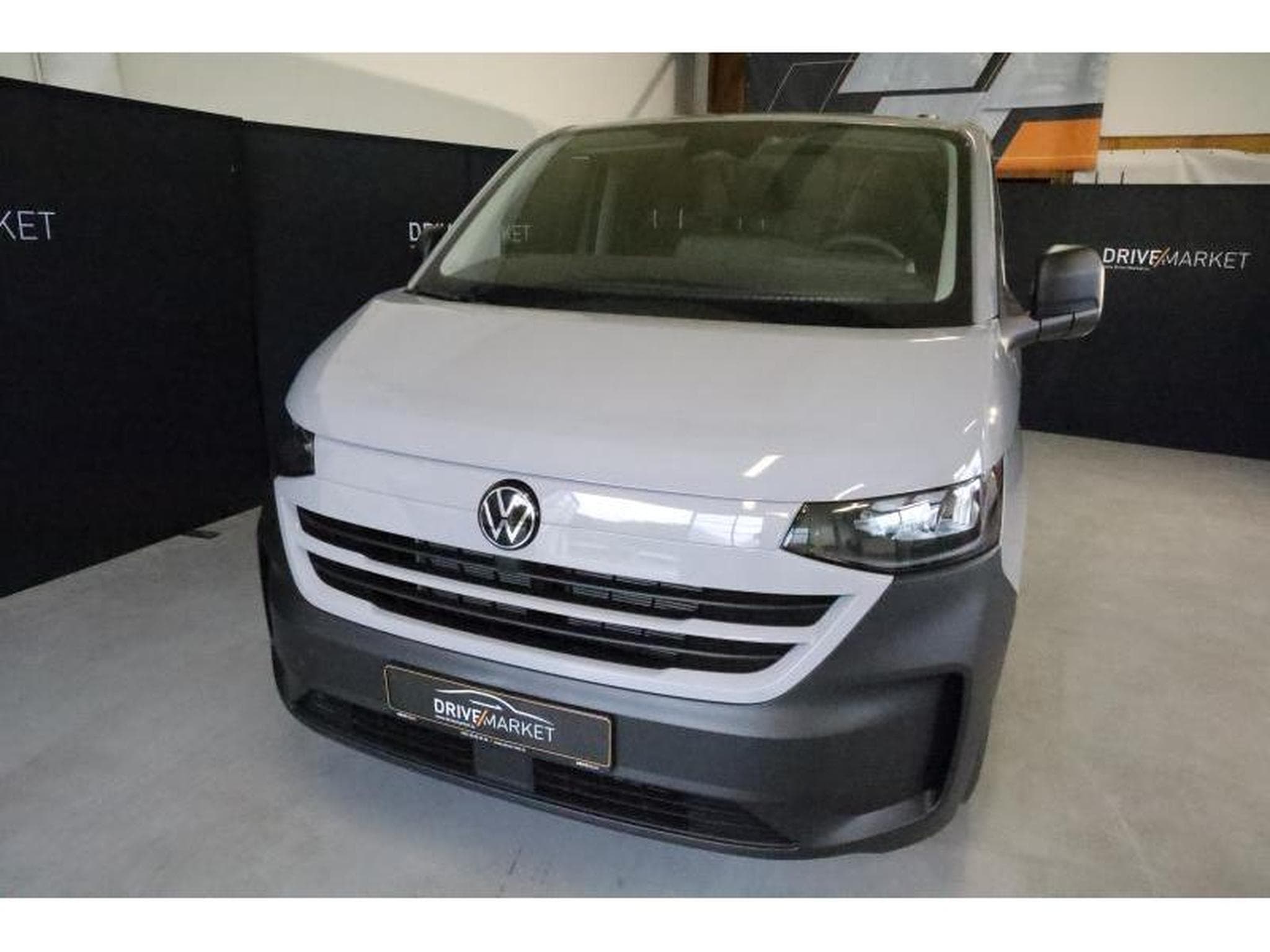 VW T7 Fourgon Court (2025) - Foto 37