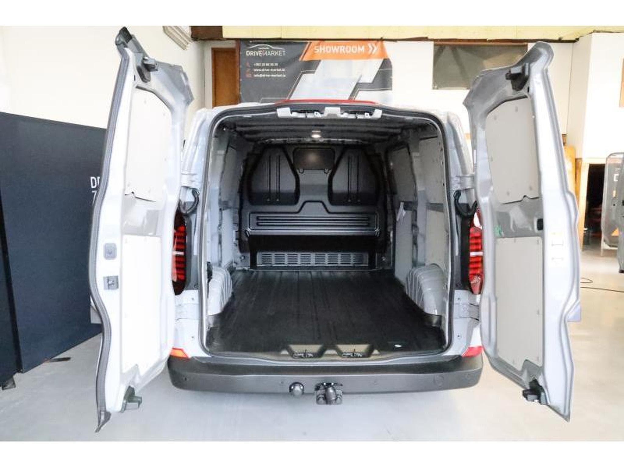 VW T7 Fourgon Court (2025) - Foto 7