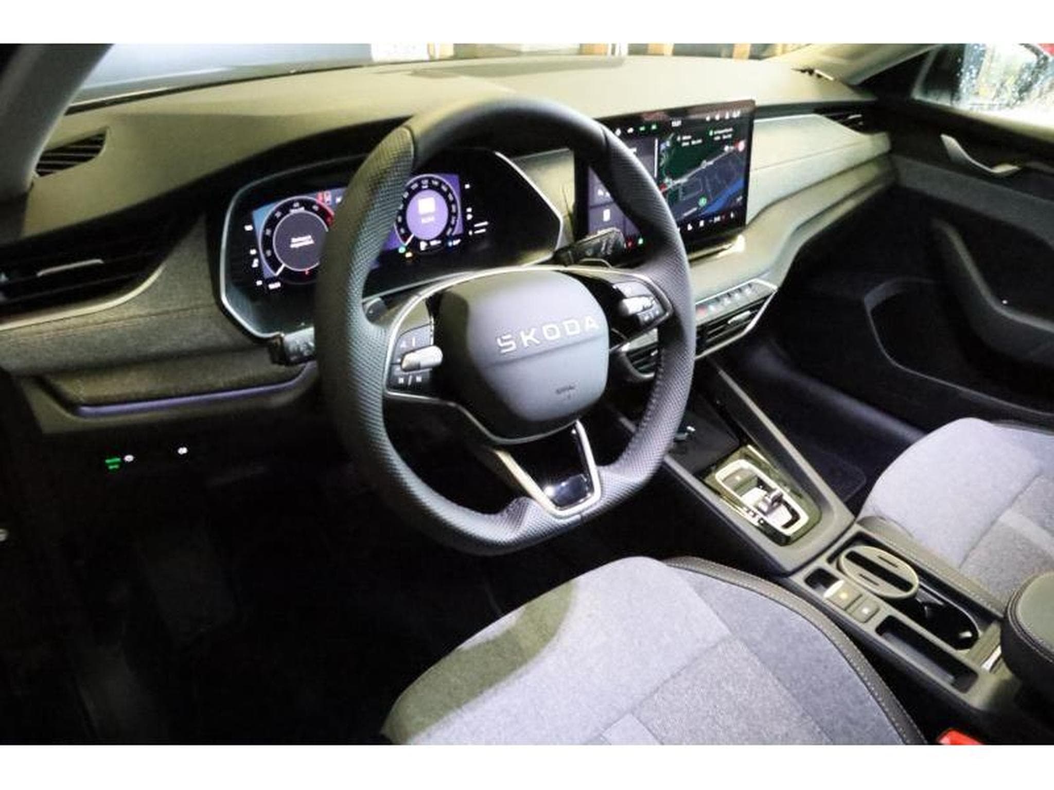 Skoda Octavia Selection (2025) - Foto 11
