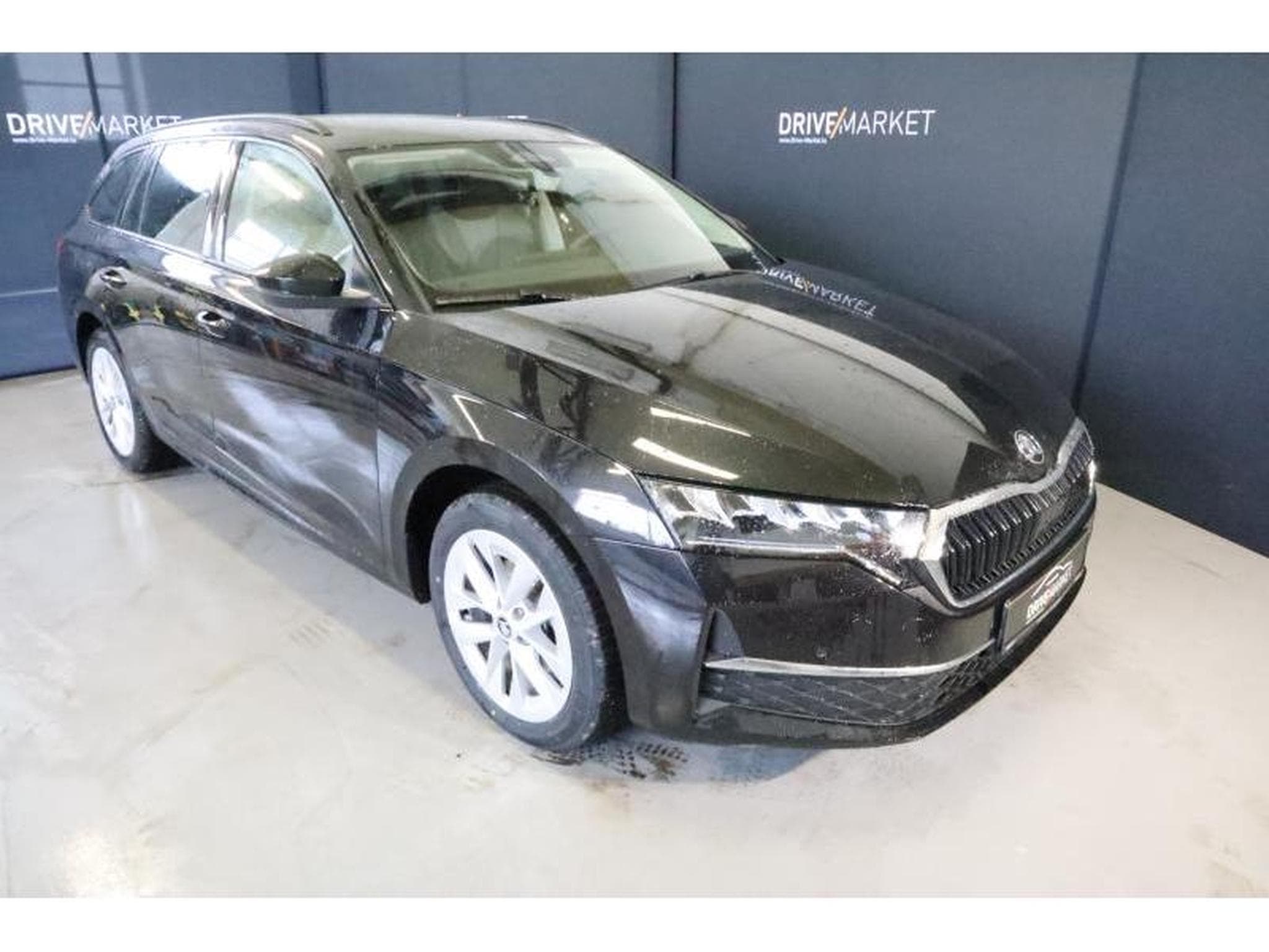 Skoda Octavia Selection (2025) - Foto 15