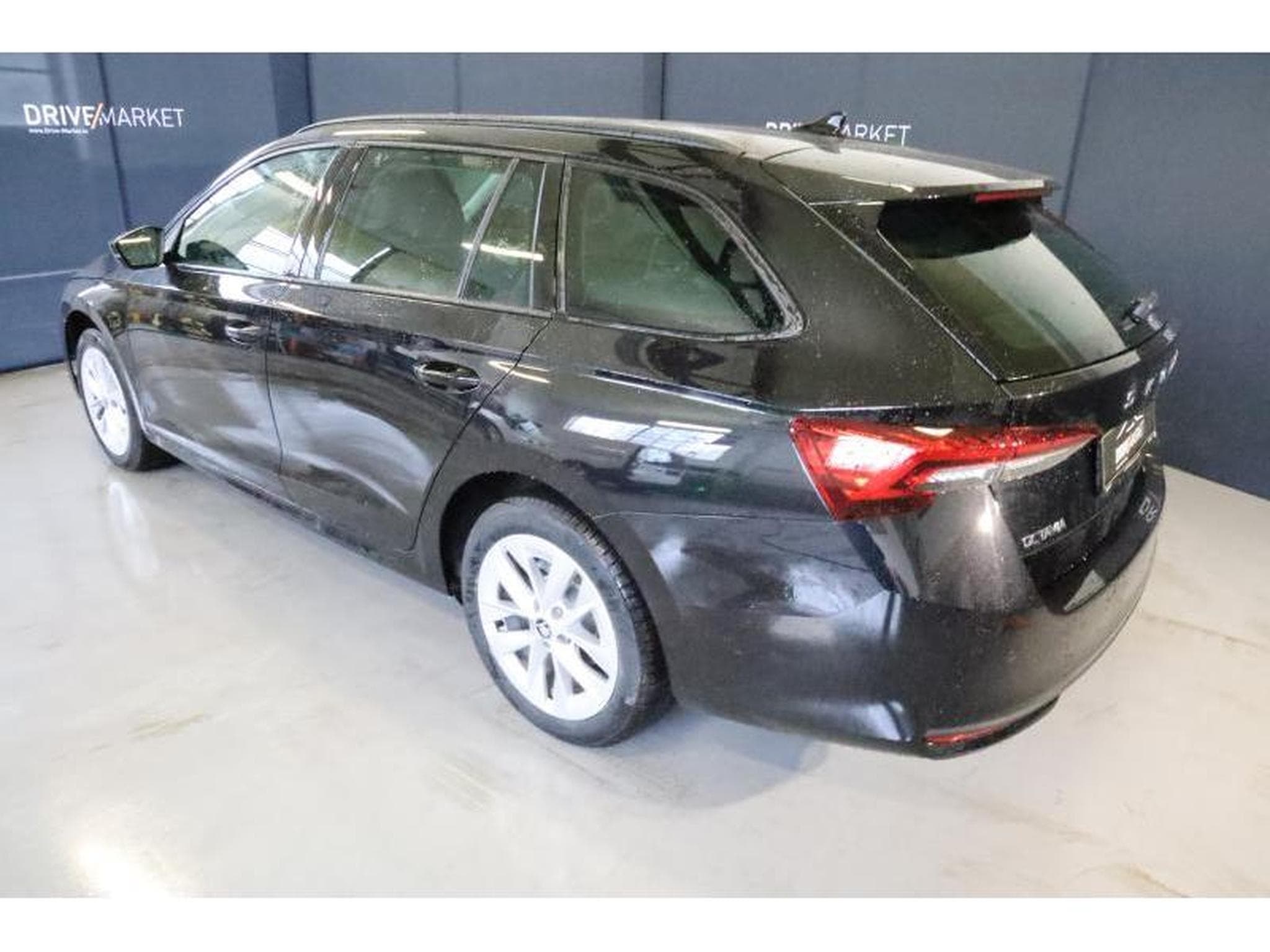 Skoda Octavia Selection (2025) - Foto 20